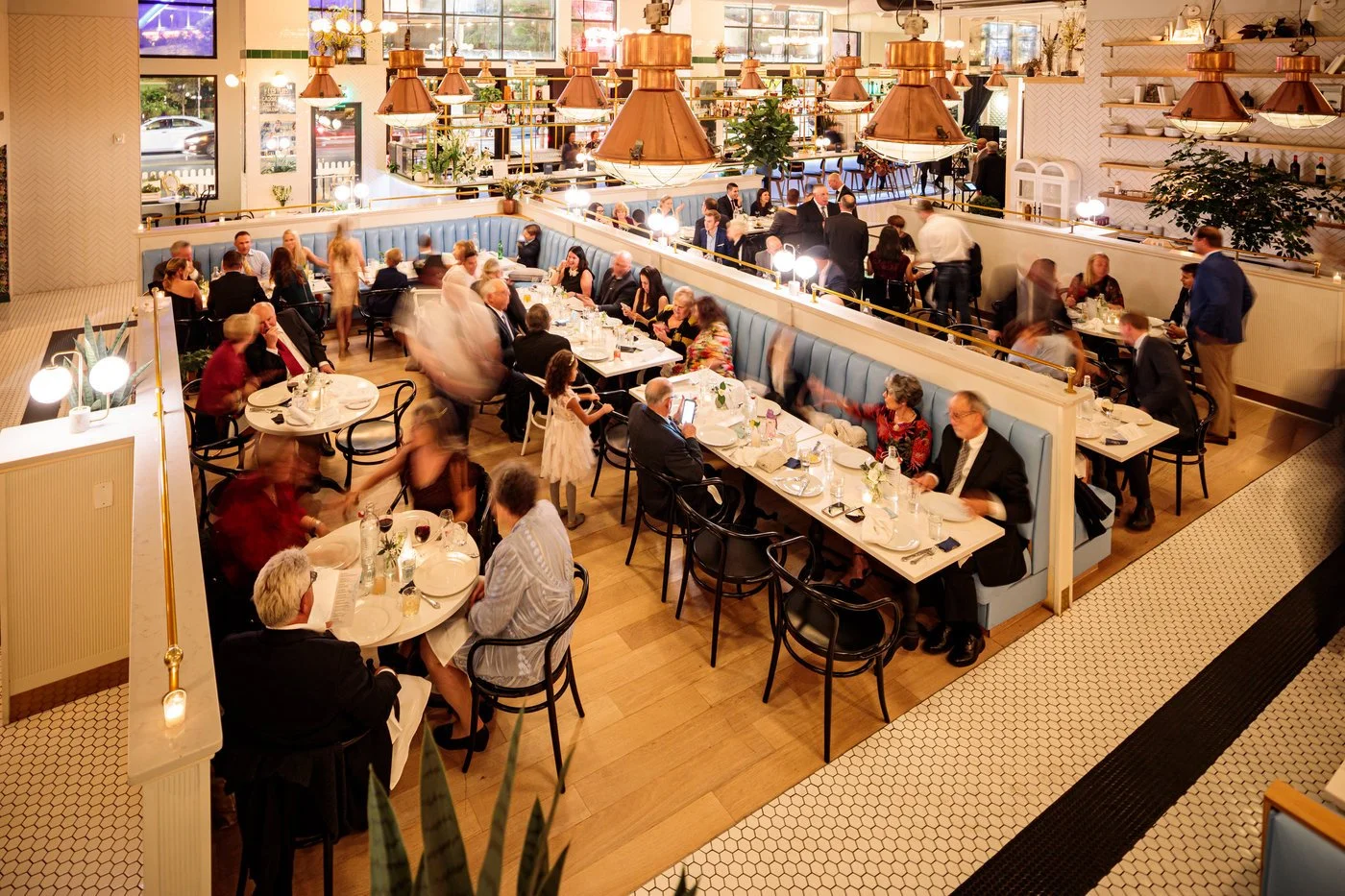 Brunch Near Me - Bottomless Mimosas, Eggs, Pancakes, Burgers, and Waffles In Downtown Nashville