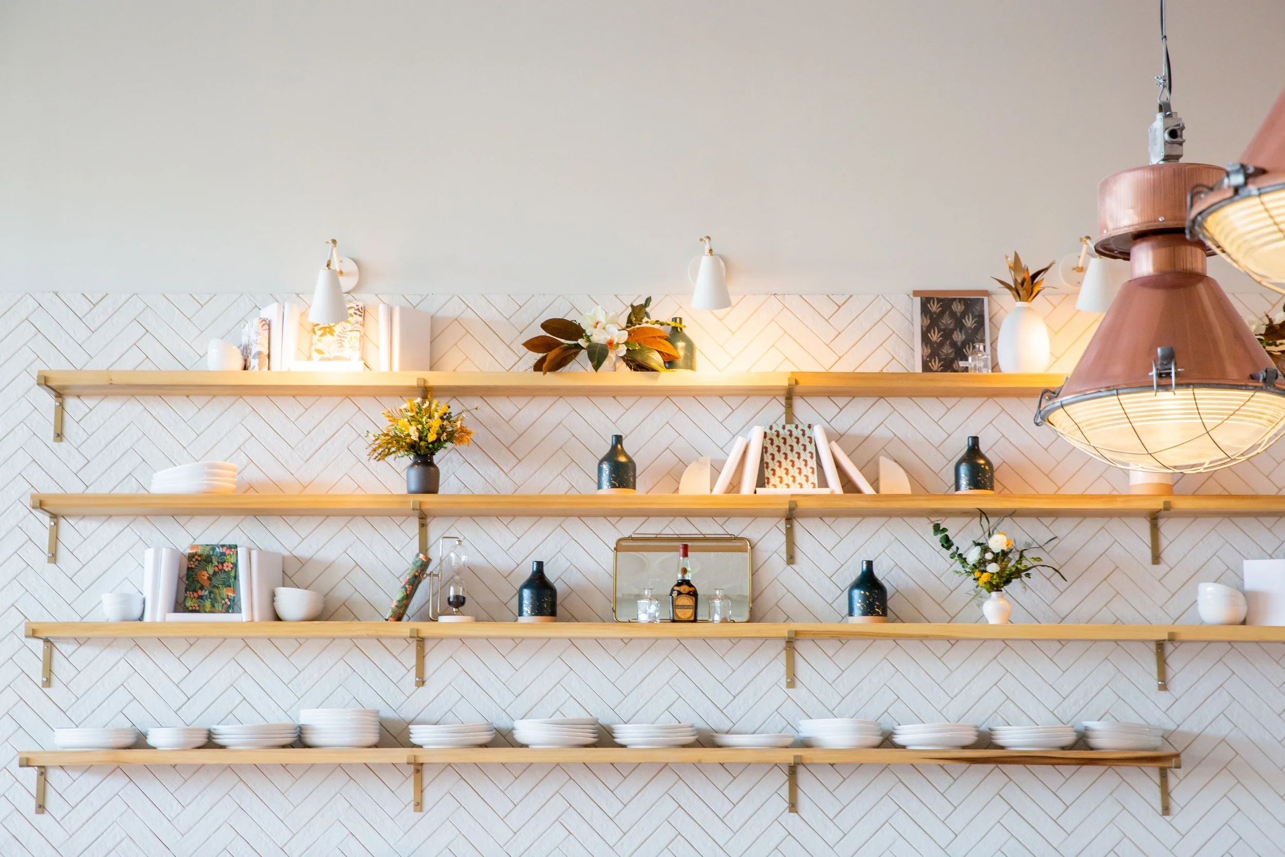 Brunch Near Me - Bottomless Mimosas, Eggs, Pancakes, Burgers, and Waffles In Downtown Nashville