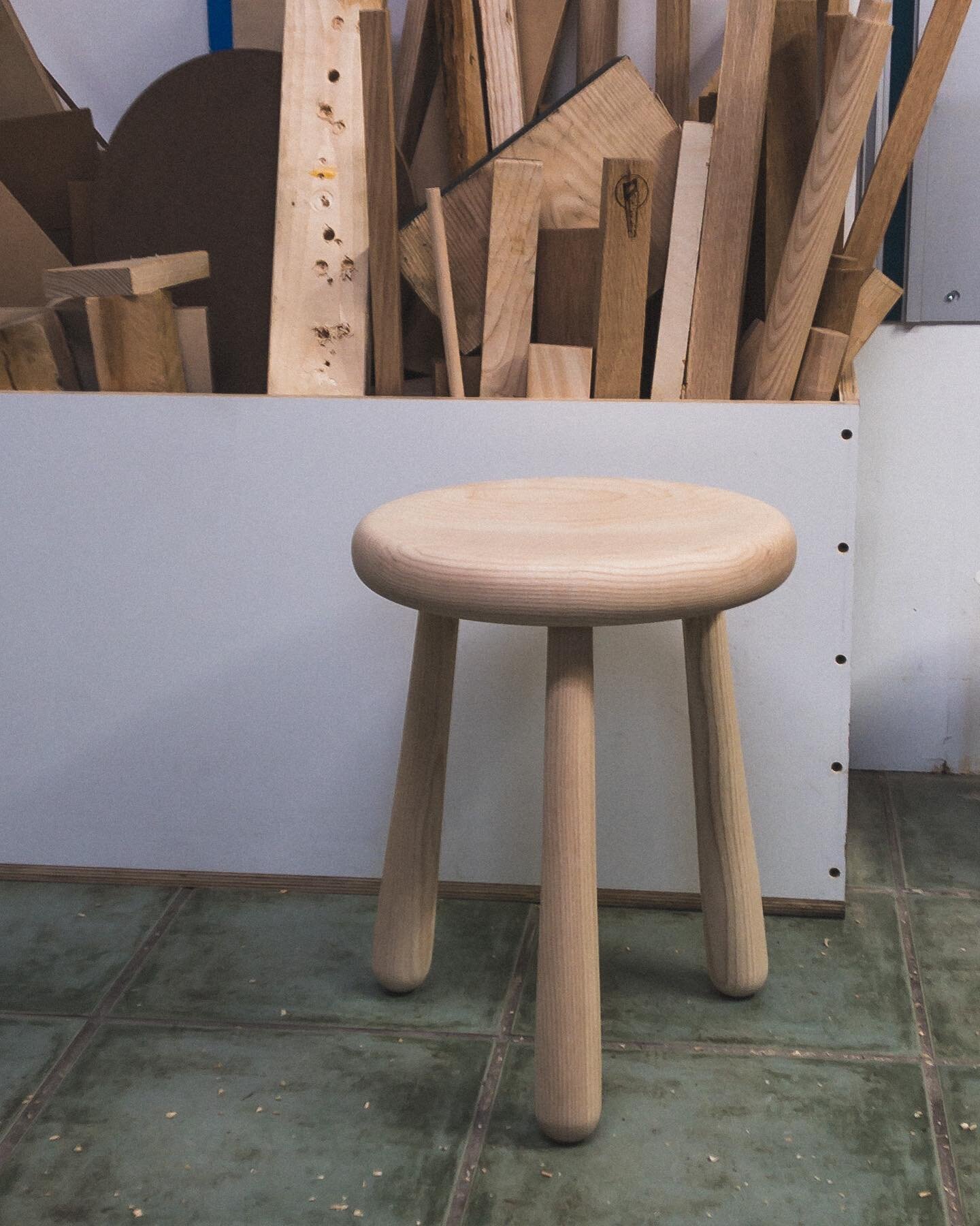 put simply.

&bull;

imagine where you could use a small simple handcrafted ash wood stool. 

&bull;

#vancouverdesign #woodworking #interiordesign #minimalism #woodturning