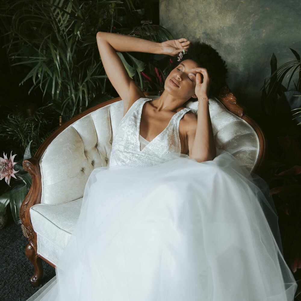 Monica - bridal lace bodysuit / wedding bodysuit top / sweetheart neckline  bridal top / retro looking V neck bridal top / button sleeves top