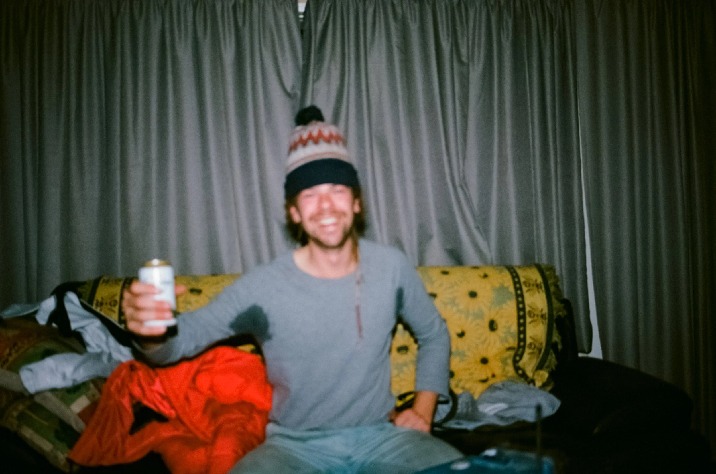 000461490016_16.jpg