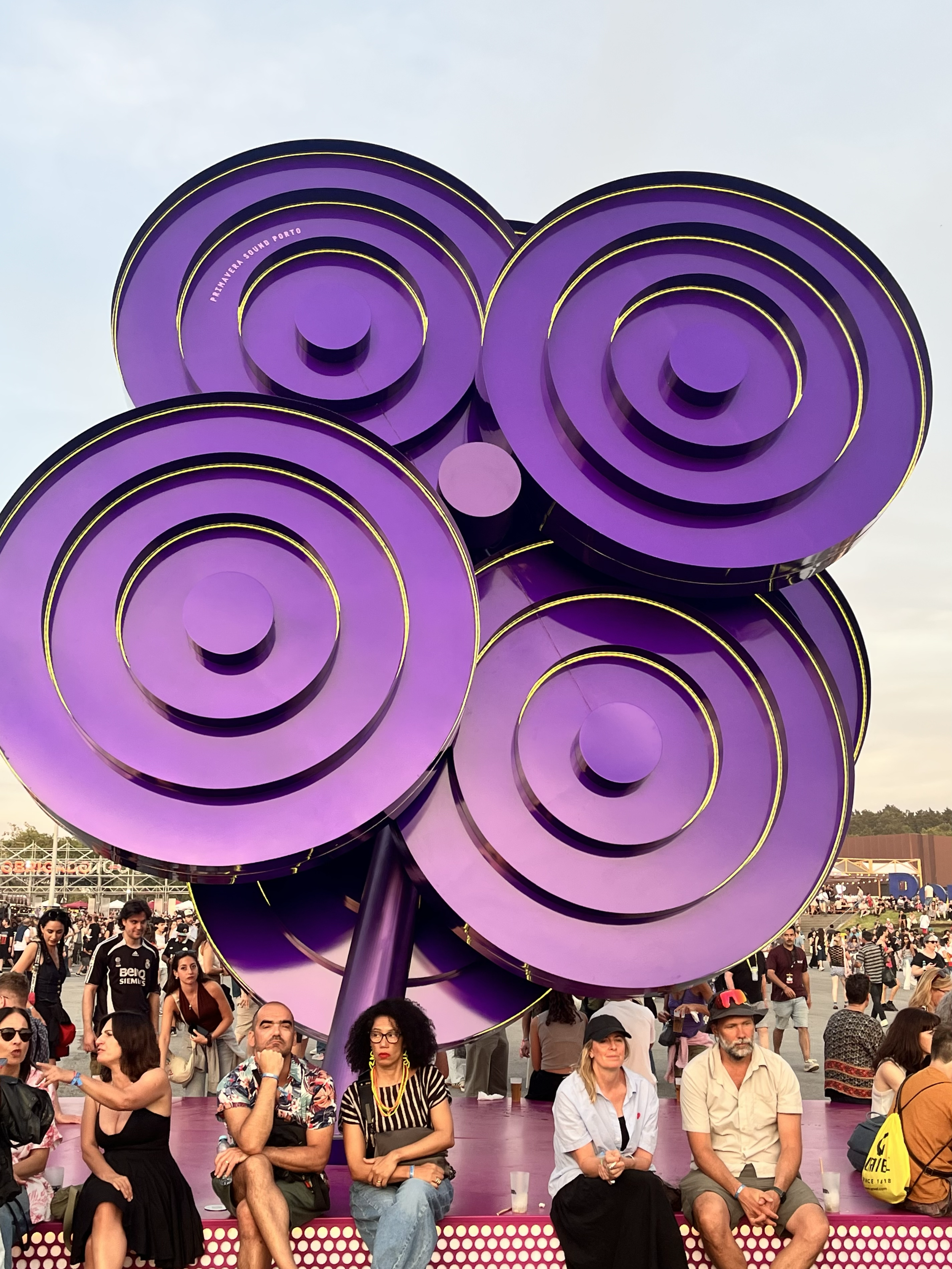 GIRAFLOWER - FESTIVAL MOOD