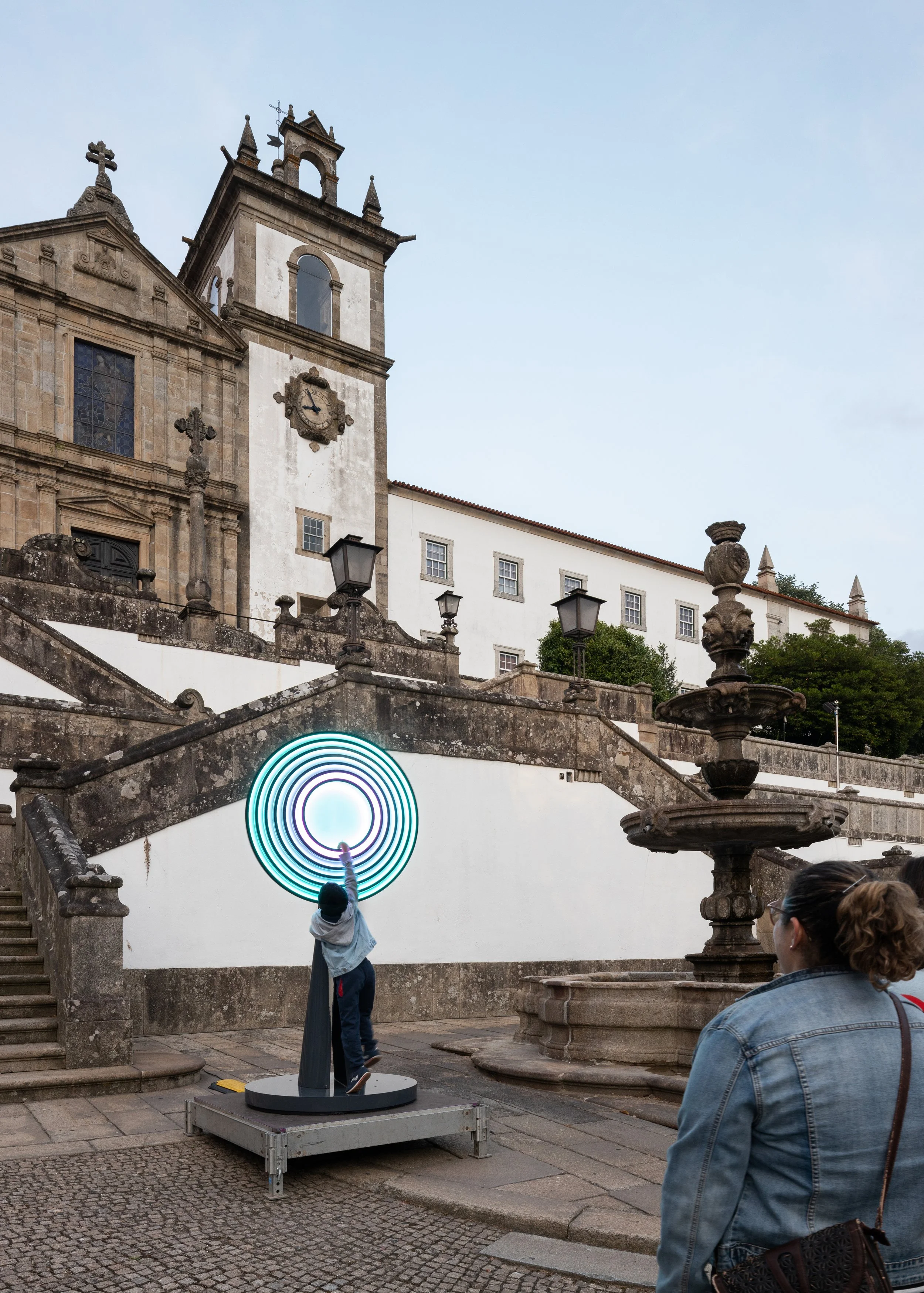 LIGHTOUSE - ART INSTALLATION