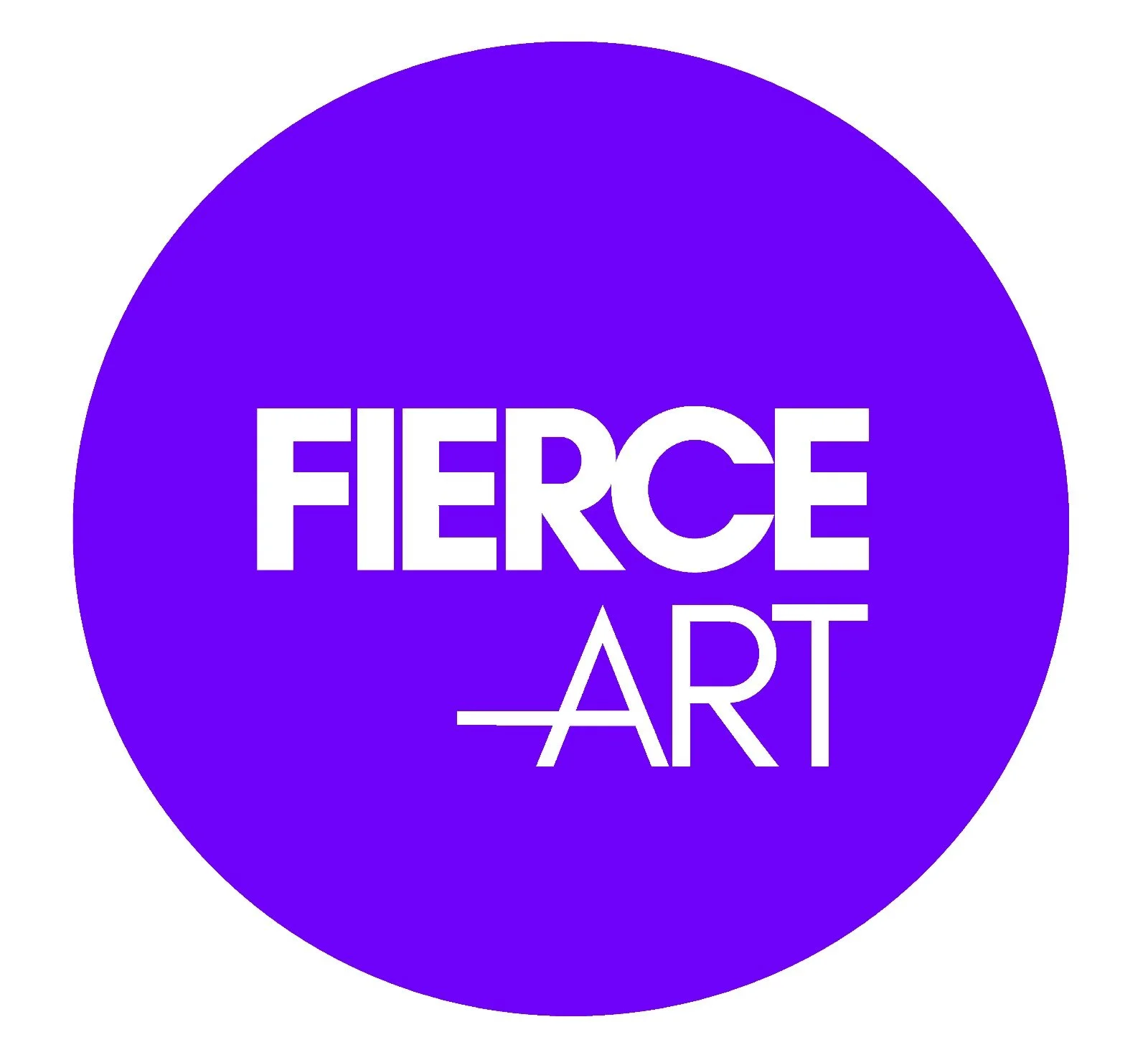 Logotipo com fundo roxo e texto branco que diz 'FIERCE ART' dentro de uma forma circular