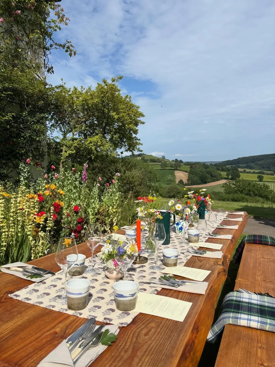 outdoor-dining-area-for-food-lovers-in-london - Venice Ocon.webp