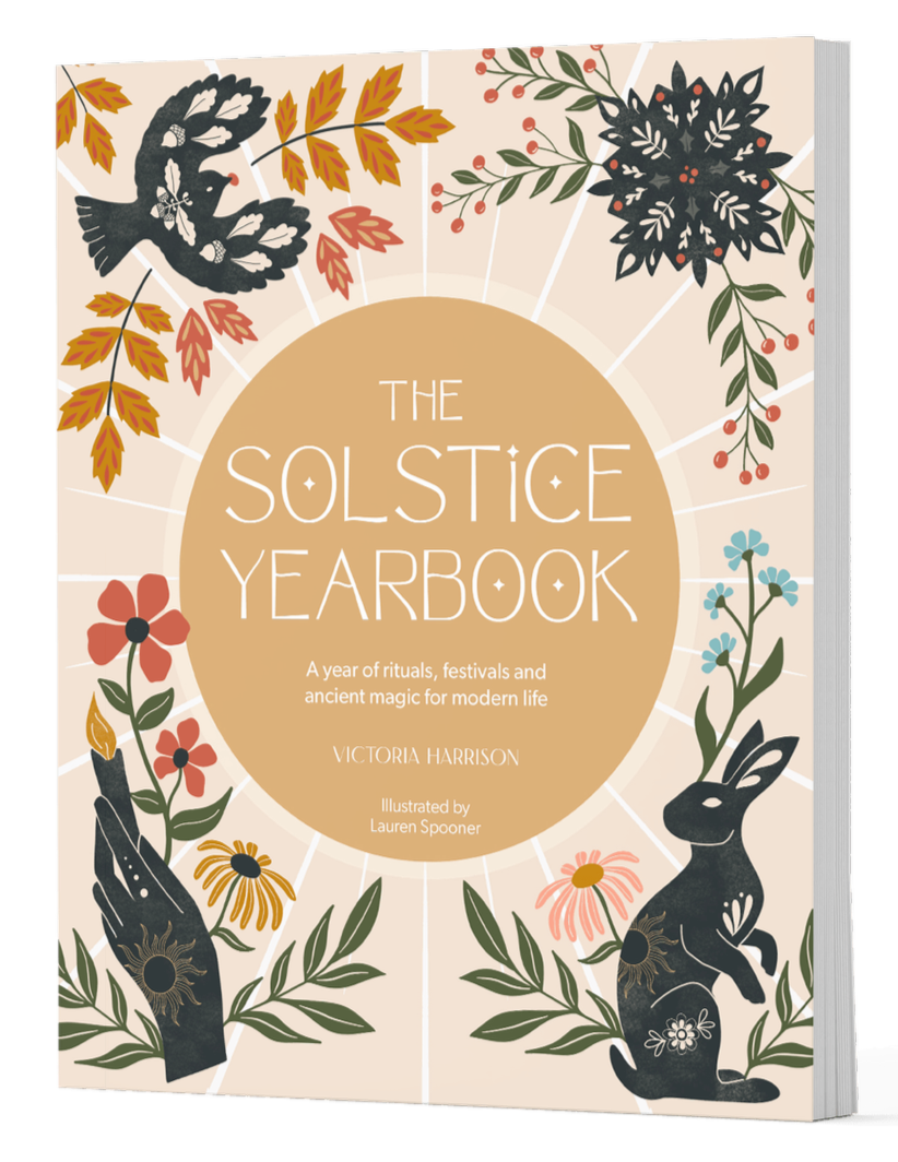 Solstice%2Byearbook%2B-%2Bupright%2B%25281%2529.png