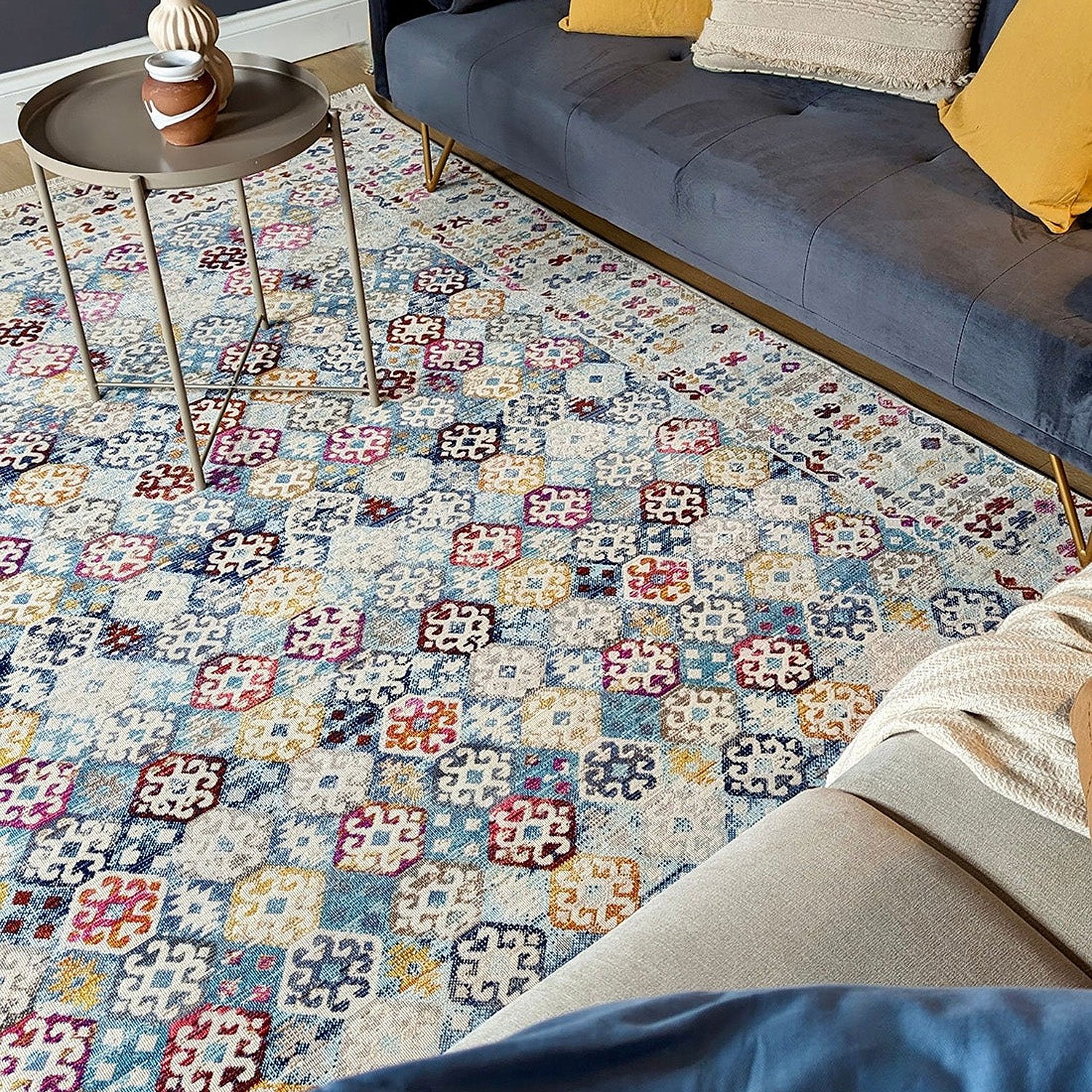 Everyday-Kilim-Blue-Multicolour-02.jpg