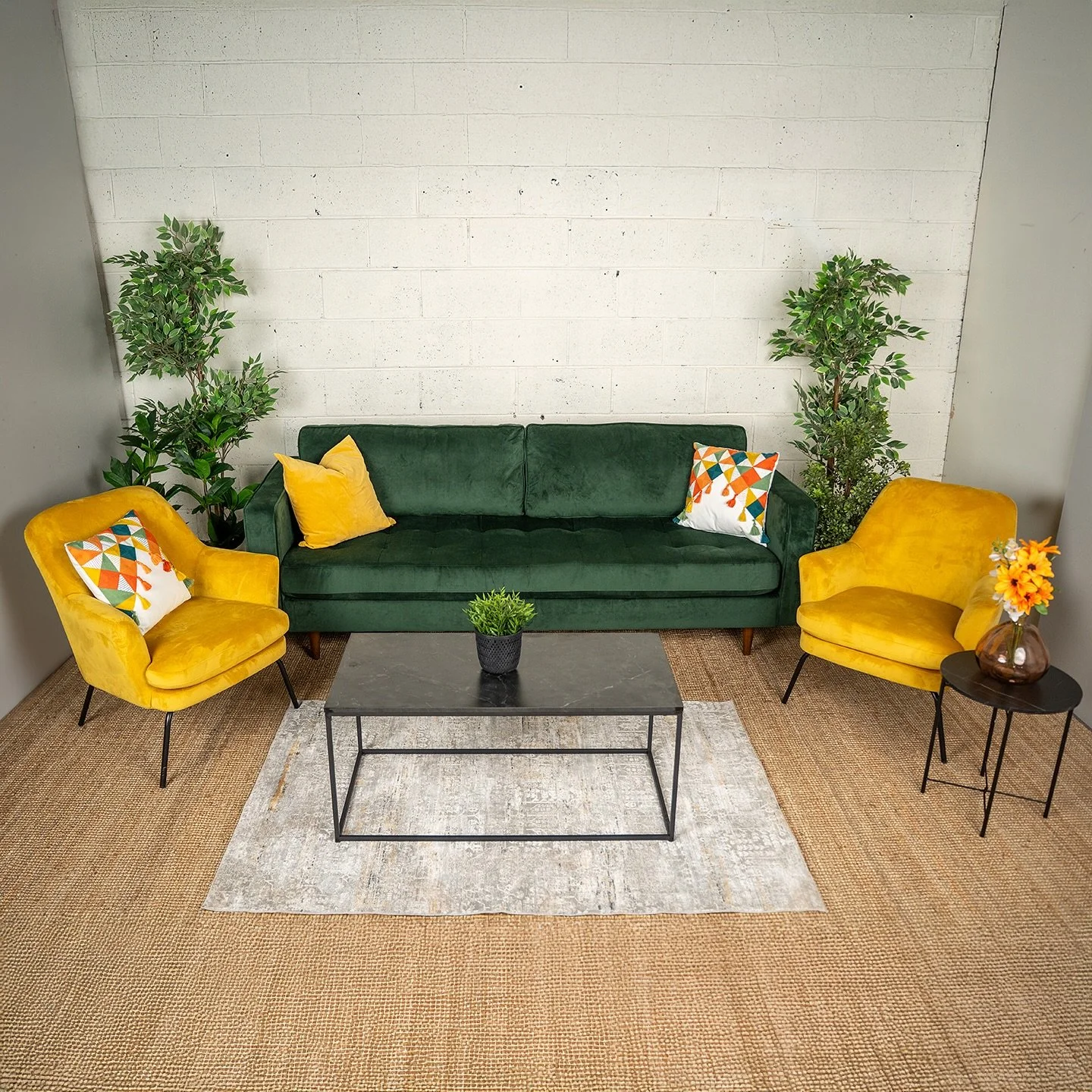 ✨ A little peek at some of our recent Enthire setups ✨

We&rsquo;ve been working quietly behind the scenes, styling new combinations that we haven&rsquo;t shared yet, each one with its own personality and story.

Swipe through to see some of our late