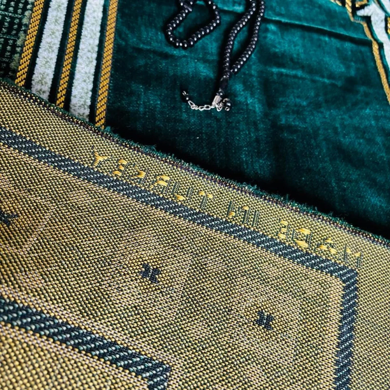 Prayer-Mat-Green-03.jpg