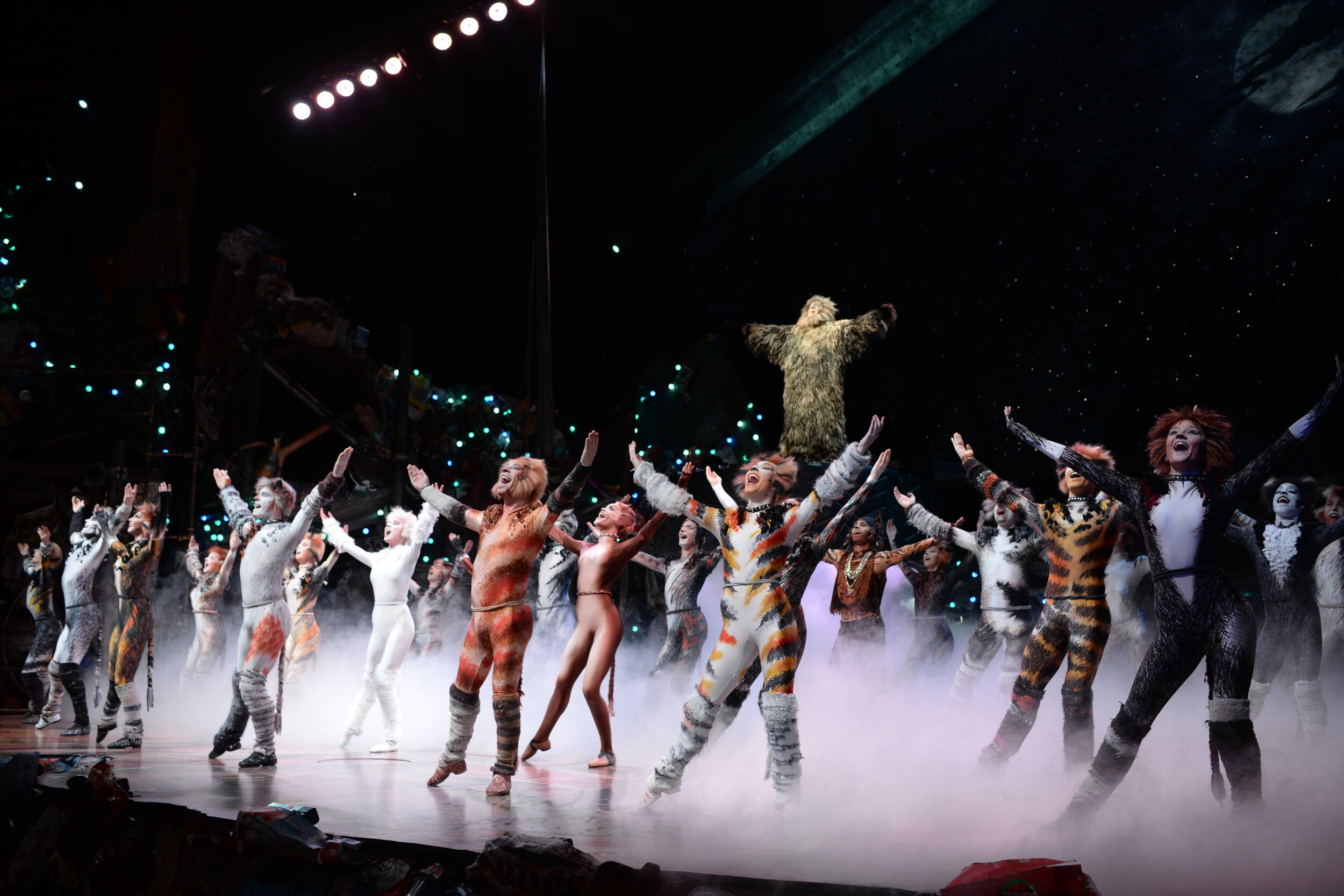 мюзикл кэтс бродвей. мюзикл кошки бродвей. кошки (мюзикл) мюзиклы эндрю ллойда уэббера. кошки эндрю ллойд уэббер. музыка из мюзиклов слушать.