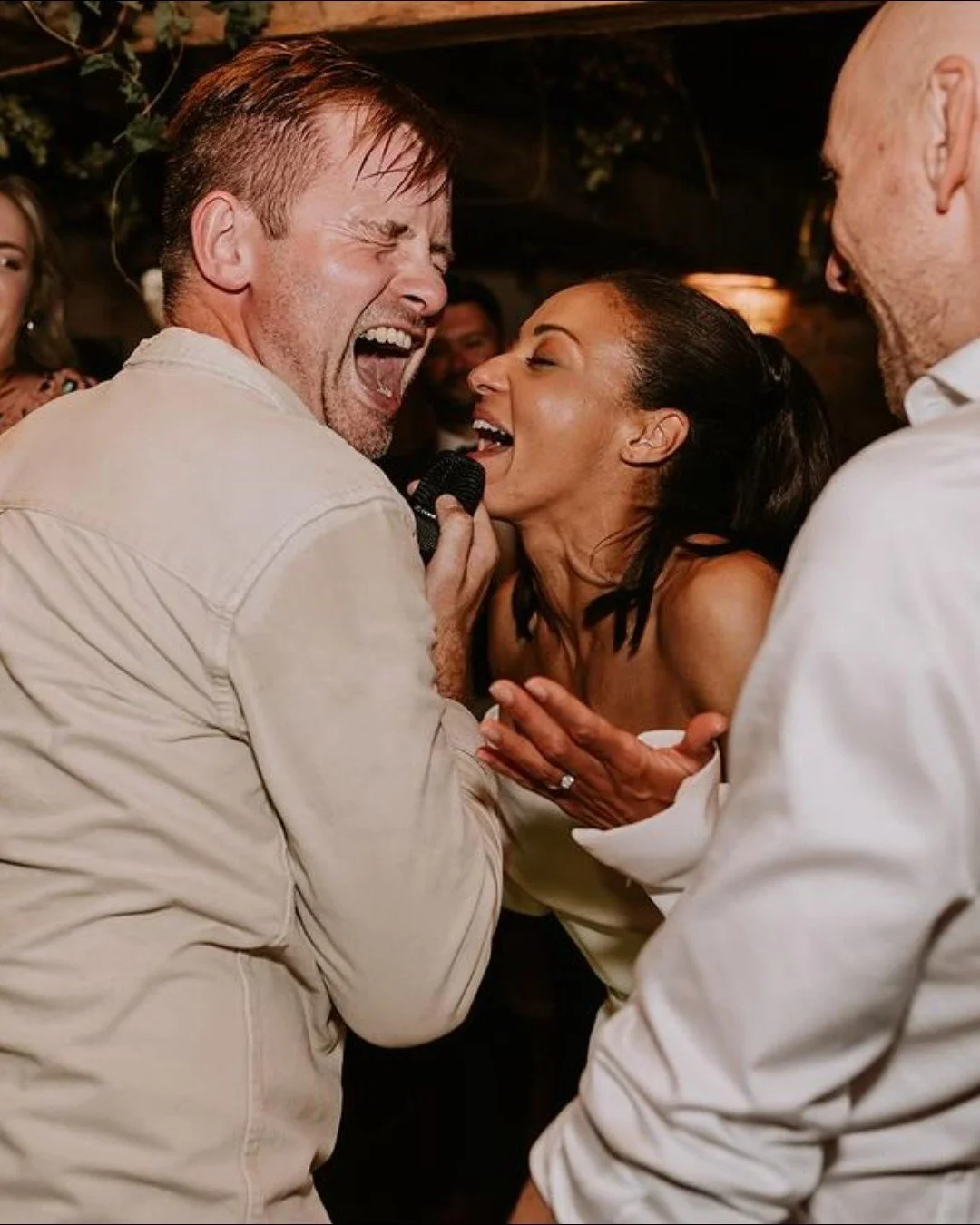 A few moments perfectly captured by photographer @baileyandmitchellphotography &mdash; amazing energy all night at @thestarinnatharome in Yorkshire for James and Kim's wedding!✨🎤🎶

#brideandgroom #weddingday #weddingband #livemusic