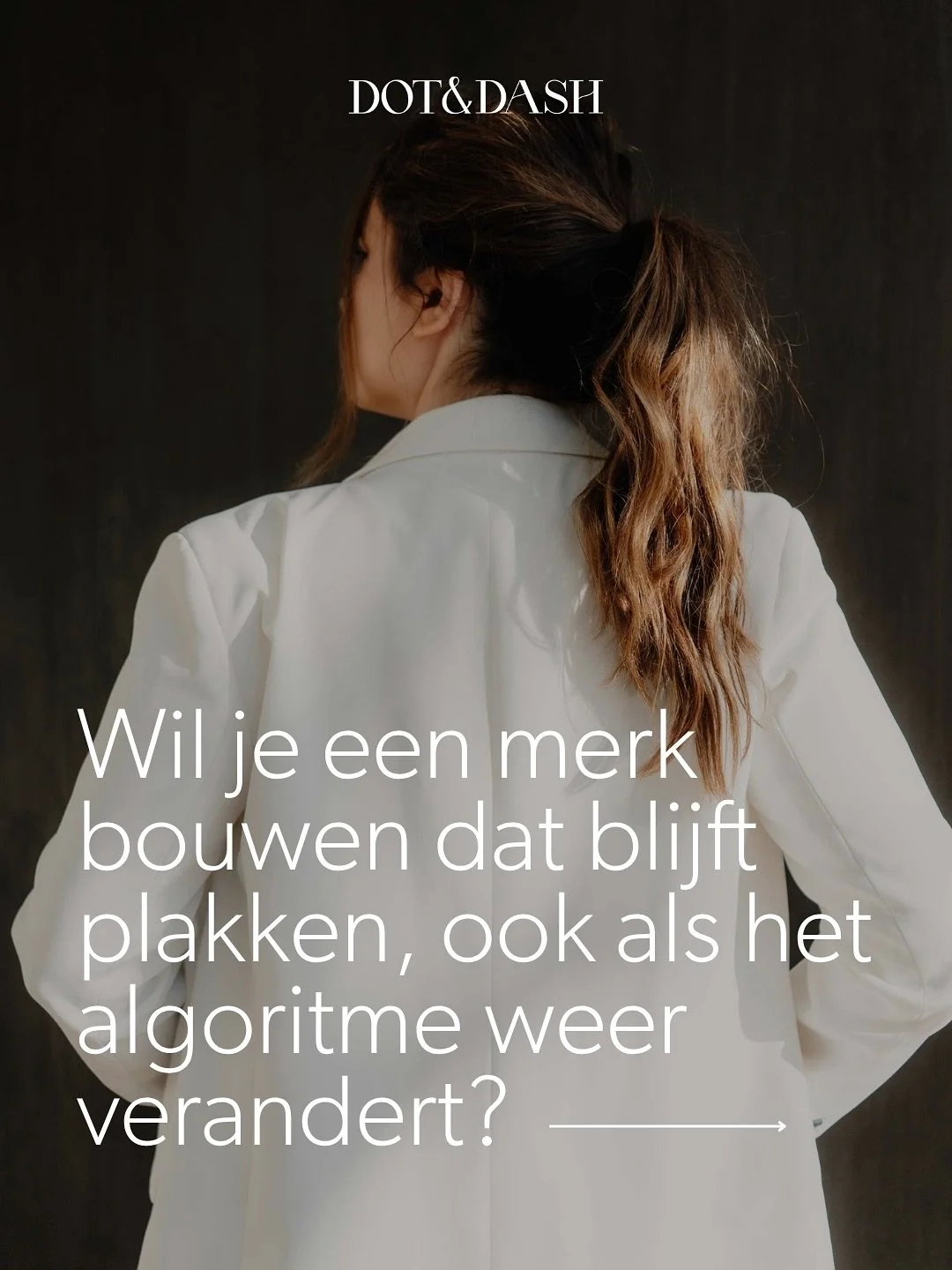 Het voelt soms alsof je continu moet bijbenen met wat Instagram n&uacute; weer van je wil 😅
 En ja, bereik is belangrijk. 
Trends kunnen daar zeker bij helpen.
Maar bereik op zich zegt niets, wanneer niemand blijft plakken. 
Want stel dat je die ext