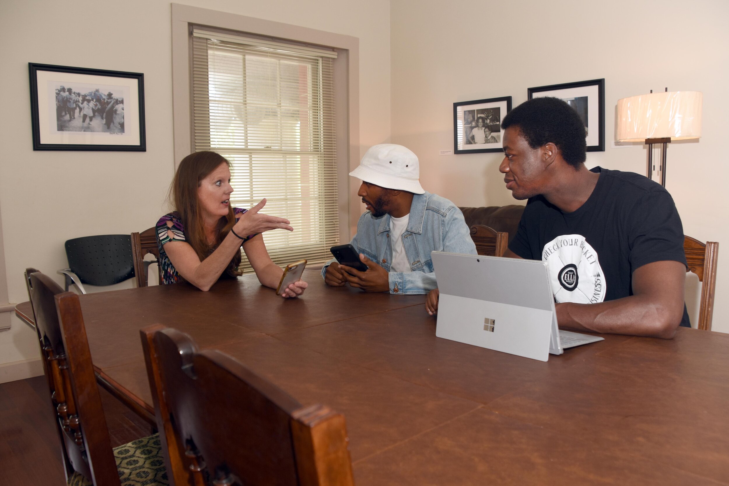 Ashlye Keaton talks with clients on intellectual property