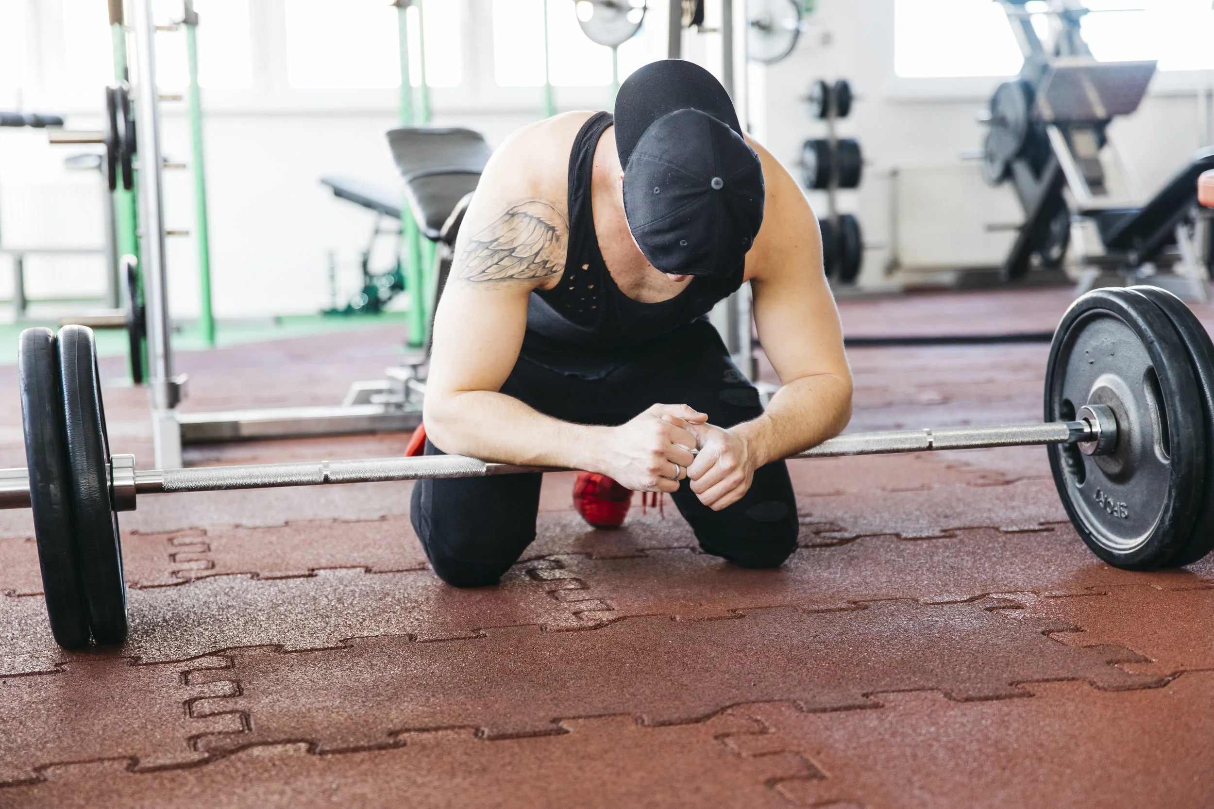 Why Does Bending Over or Deadlifting Hurt Your Back?