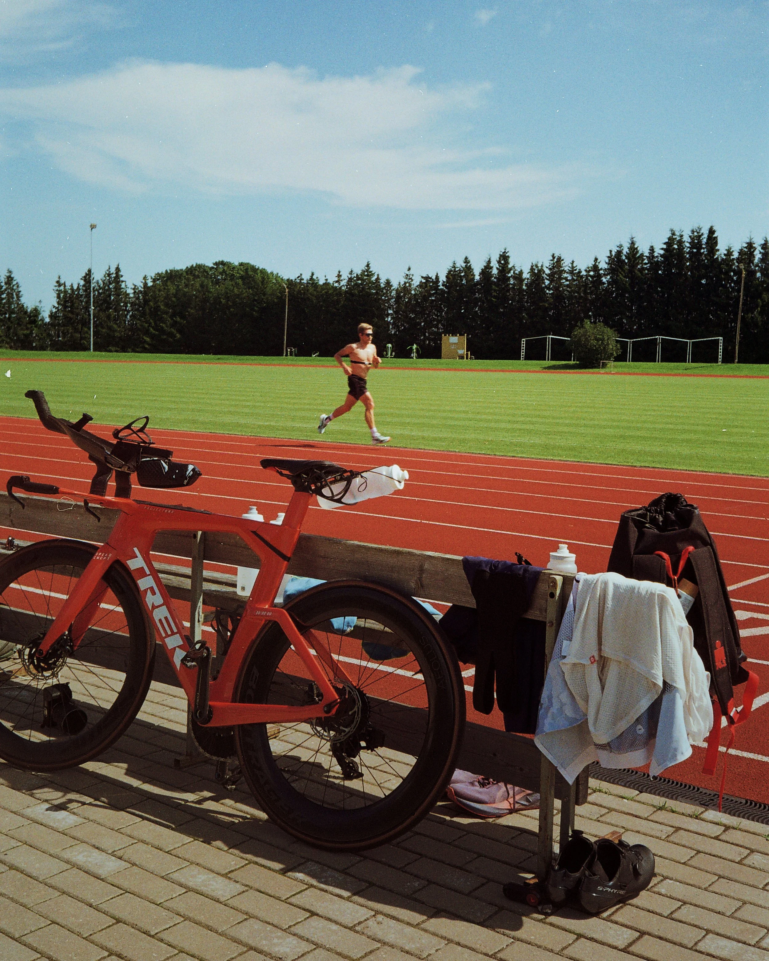 HR suvi 2025 film (@reikokolatsk) 23.jpg