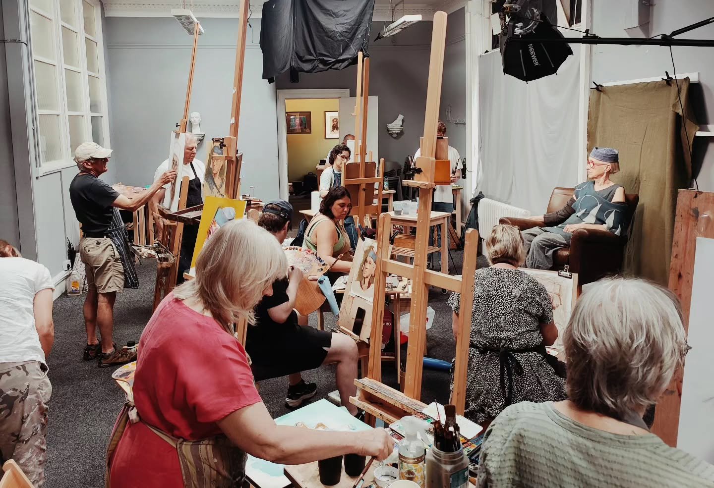 Can't wait for our next session on Saturday 27th June! 

Join us to draw or paint the portrait from life. 10am-4pm, one long pose. 

See you there! Book via the link in the bio 🎨✏️