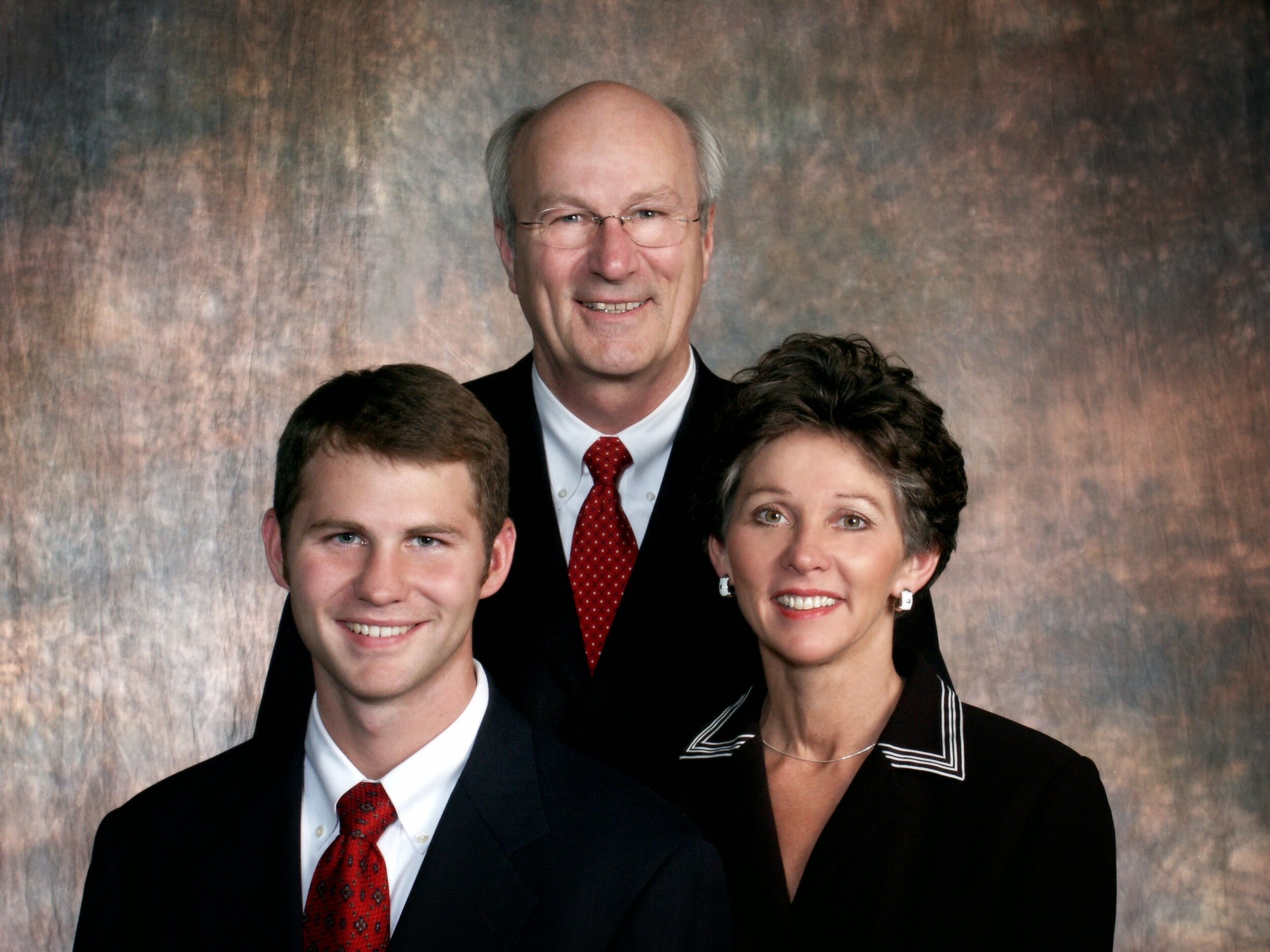 The Raanes Financial Team 2003.jpg