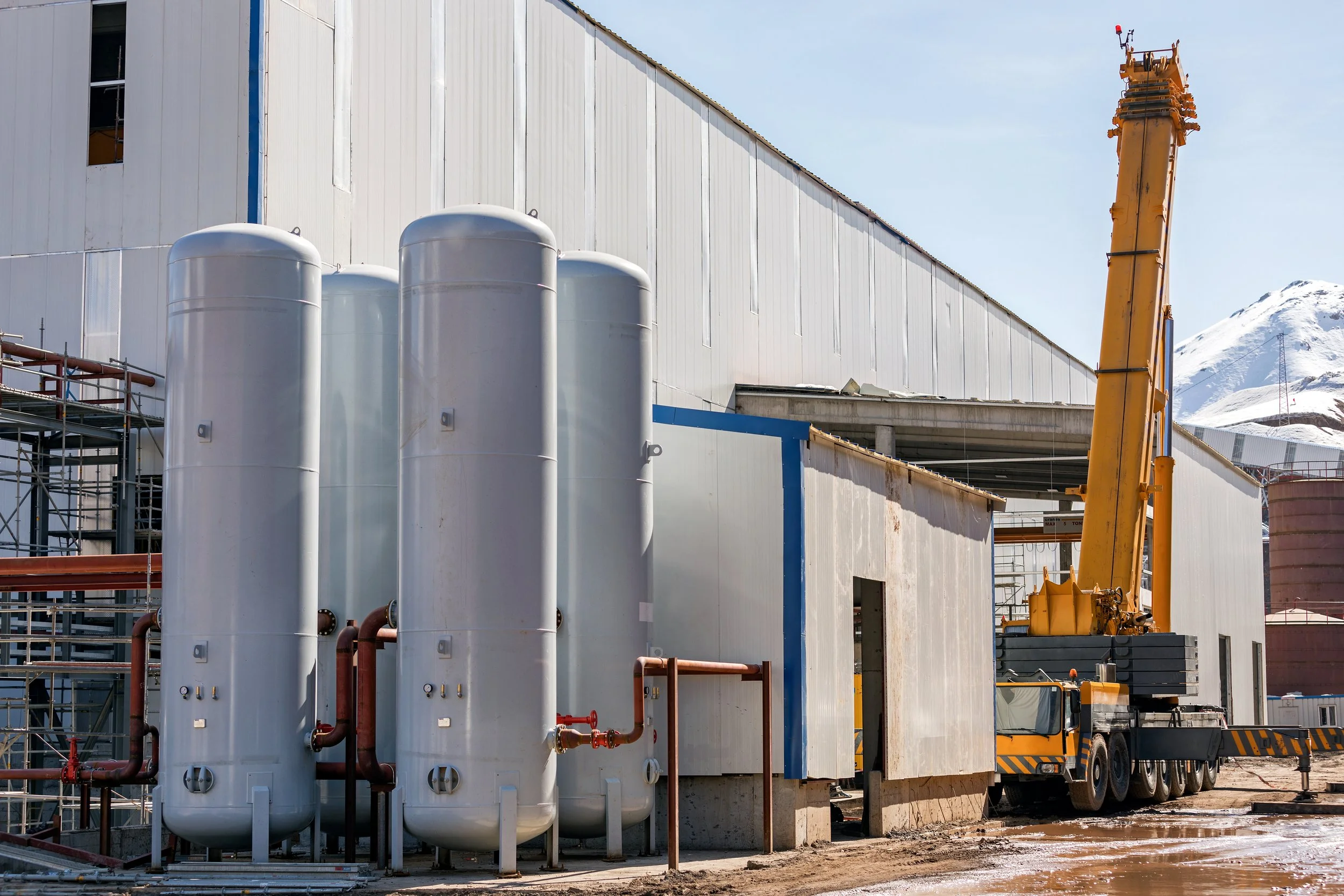 AdobeStock_363450936 pressure vessels.jpeg