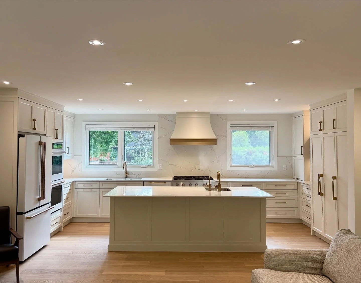 It was such a joy working with these homeowners on their recent kitchen renovation! 

From the early drafting and designing, to the final custom cabinetry details, it was such a fun process bringing the cabinetry in this kitchen to life through drawi