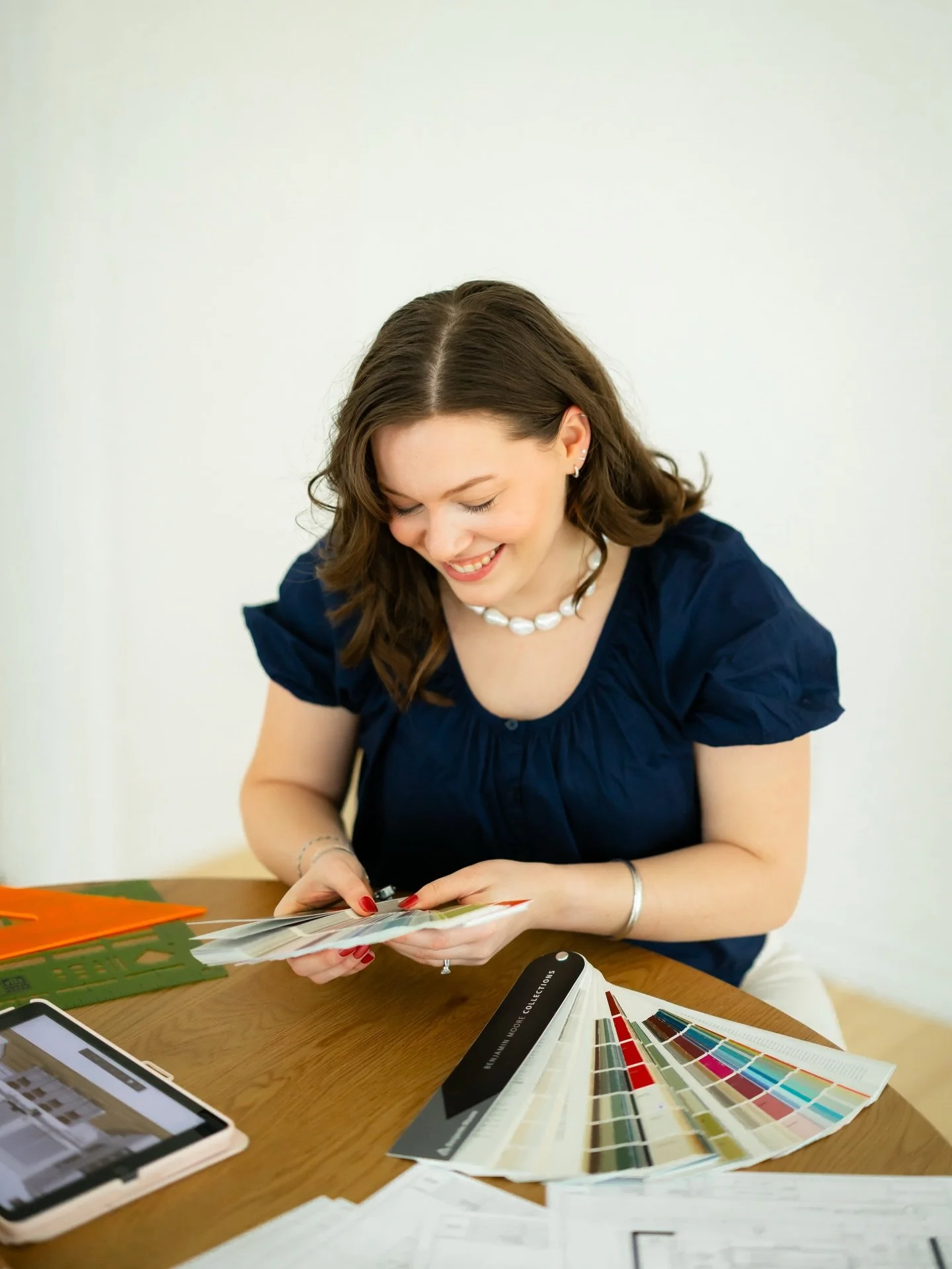 No internet means working on everything as analog as possible (which for someone who does renderings first and foremost) means lots of sketching and preliminary prep work on the docket✍🏼🤔🎨 Thankful for phone data and the best husband a girl can as