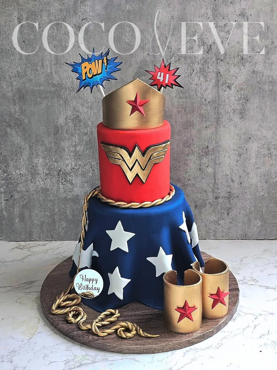 Wonder Woman cake.jpg