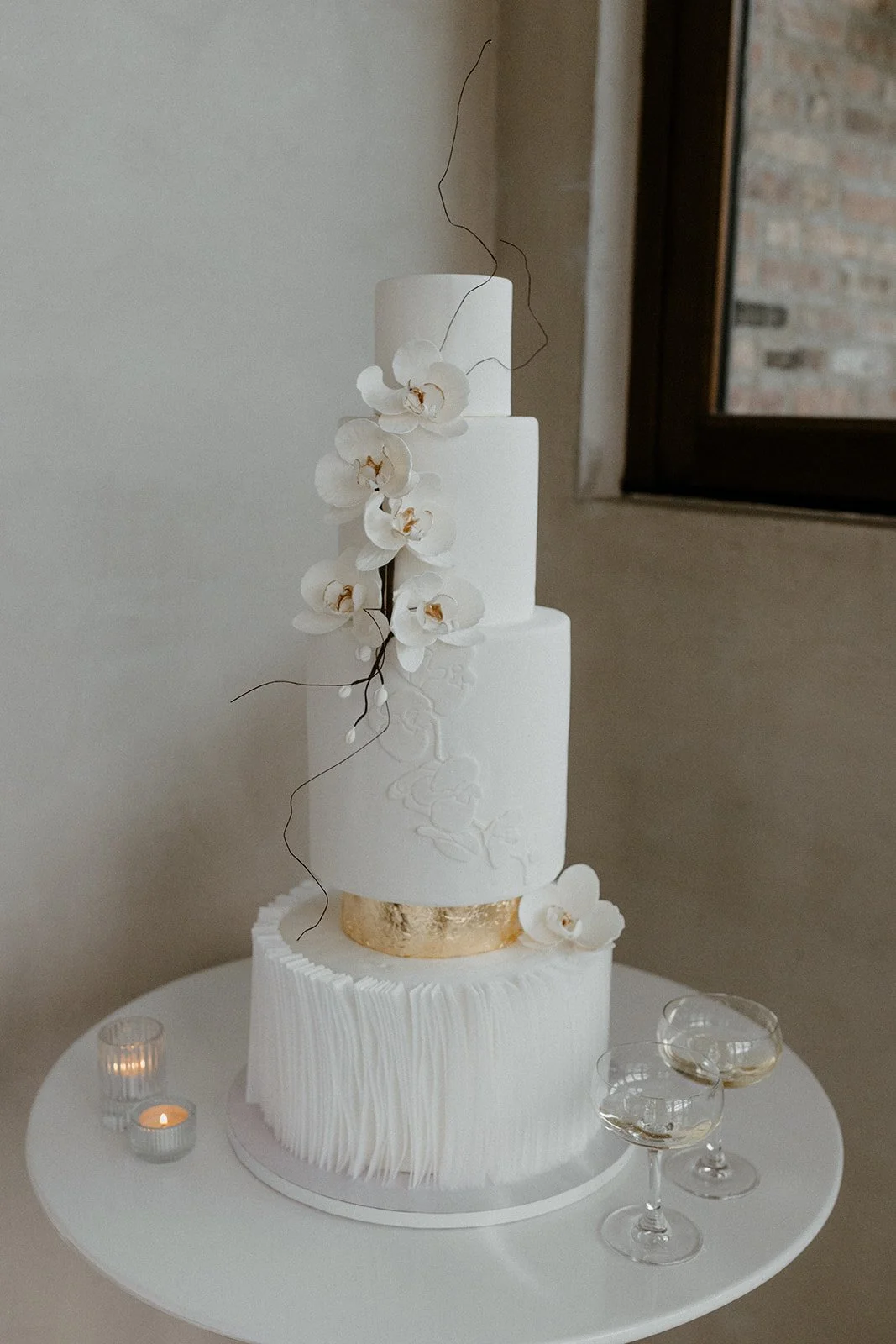 orchid wedding cake.jpg