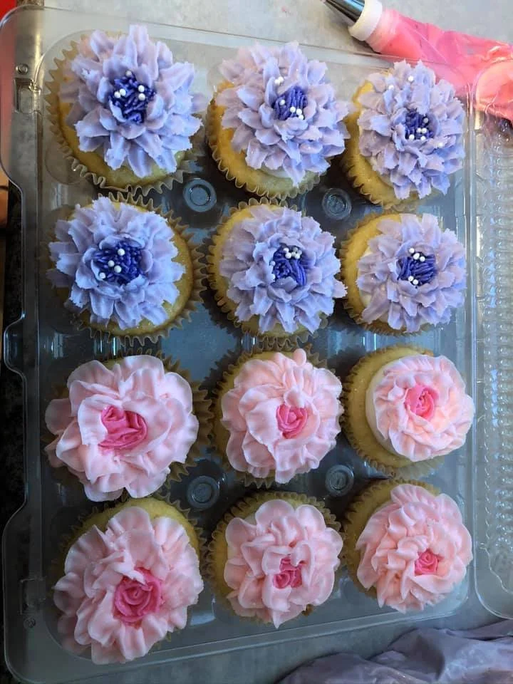 flower_cupcakes_2.jpeg