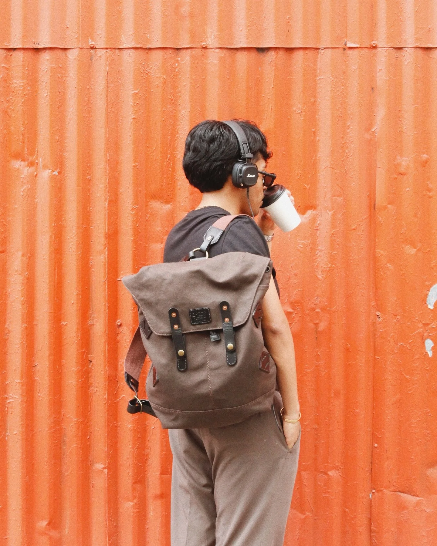 The BRIGG B6 Rucksack &mdash; where heritage craftsmanship meets modern utility. From work to weekend, it carries what matters most.

Built for the everyday journey.
Crafted for life.

.

.

.

#BriggLeather #BuiltForUse #HeritageInEveryStitch #Rucks