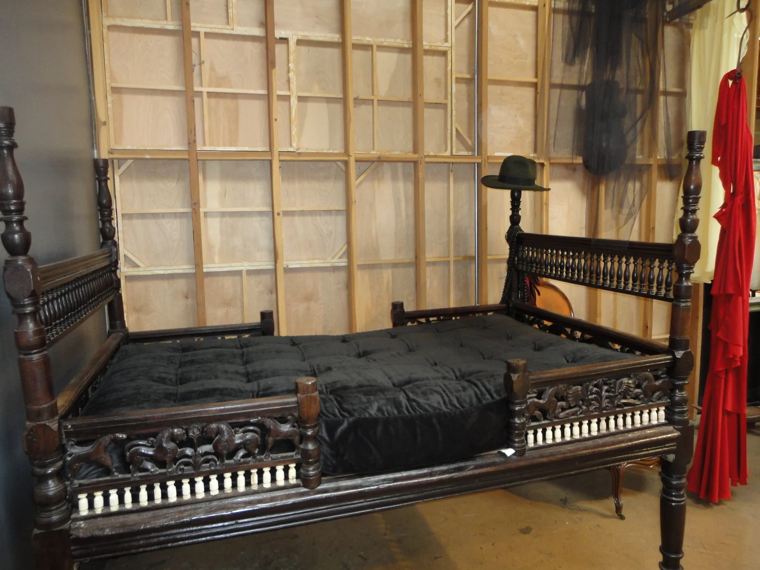 What Were Mattresses Made Of In The 1800s