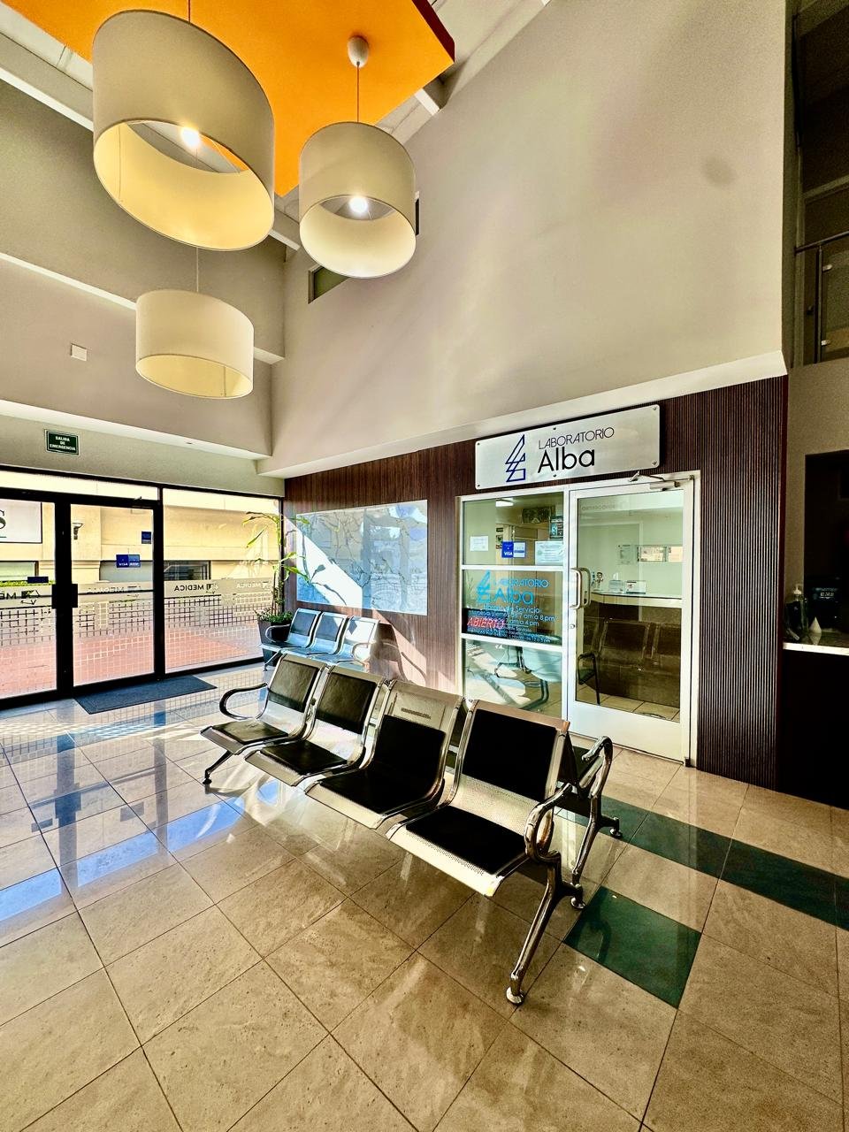 LABORATORIO CLINICO ALBA 
PLAZA CORONADO 