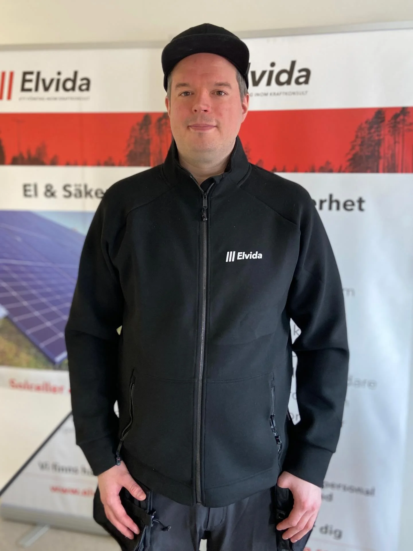 Ny medarbetare p&aring; Elvida👍. Erik Johansson b&ouml;rjar som s&auml;kerhetstekniker idag. V&auml;lkommen till oss😊.