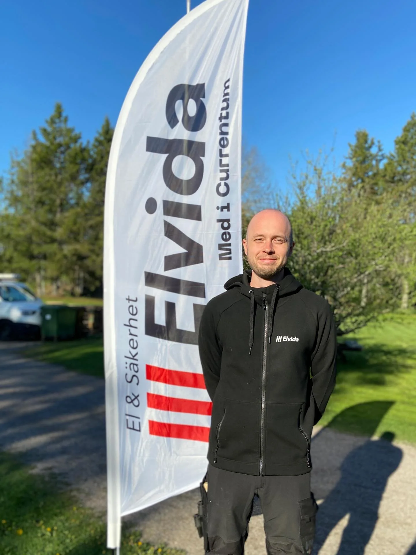 Ny medarbetare p&aring; Elvida😊 Tobias Markusson b&ouml;rjade som elektrikerl&auml;rling i Edsbyn under veckan. V&auml;lkommen till oss👍