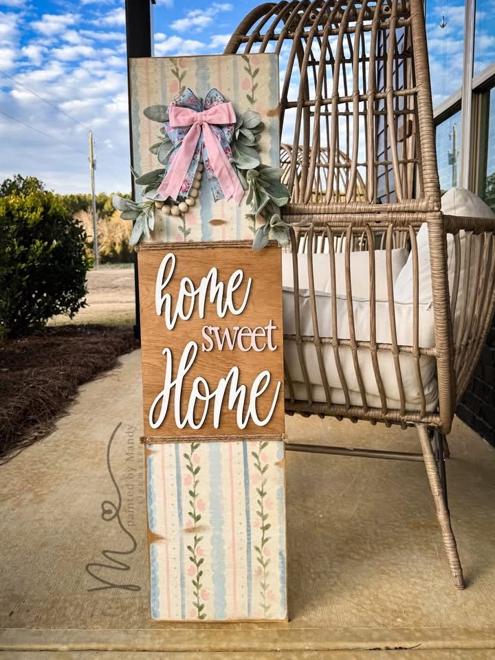 Ready to ship - Shabby Chic Leaner