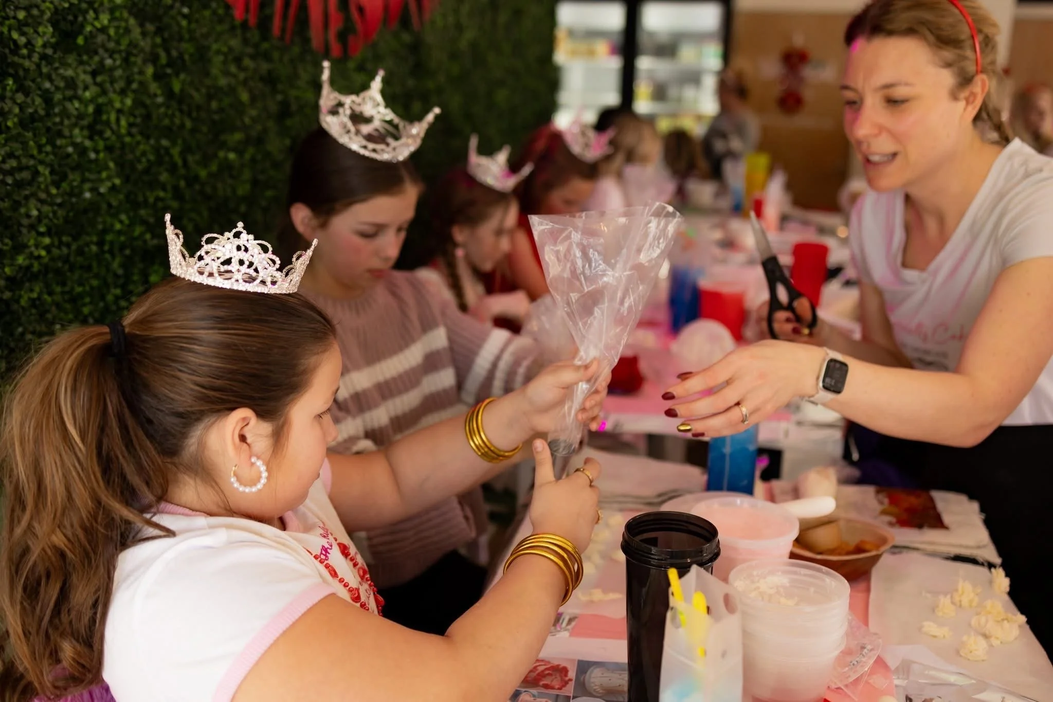 Kids Cupcake decorating Class