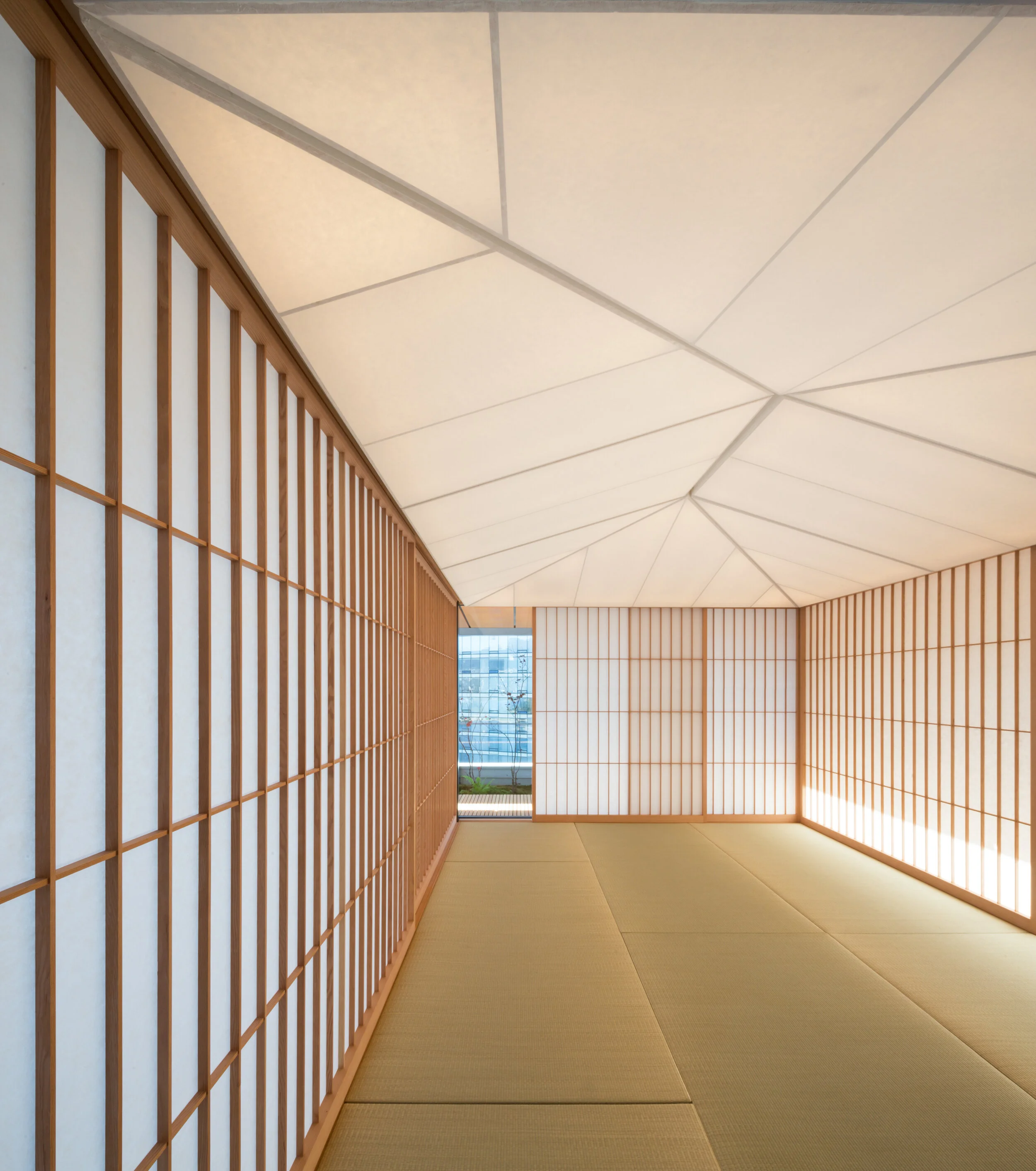 Shaw Tower Teahouse: Interior View. Design Concept: Kengo Kuma Architects. Executive Architect: Gregory Borowski at Merrick Architecture for Westbank Projects. Photo Ema Peter: 2016