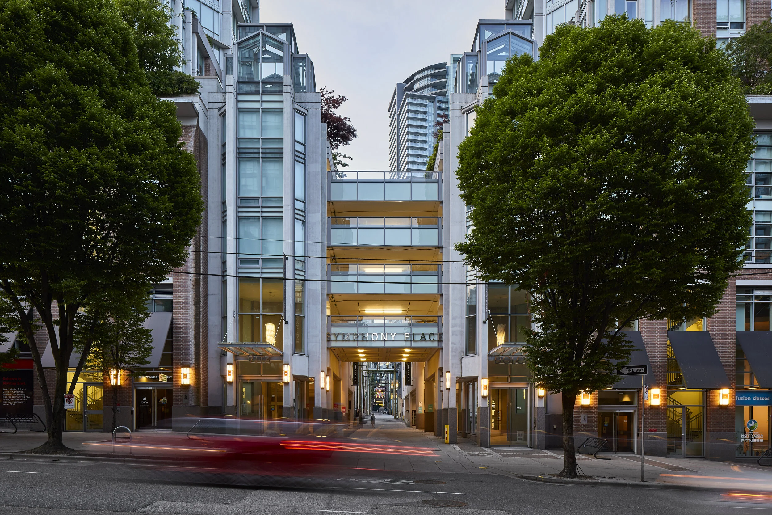 Symphony Place: Detail towards Porte Cochere. Design Concept: Paul Merrick. Detail Design: Gregory Borowski at Merrick Architecture for Solterra. Photo: Sunny Jhooty 2017