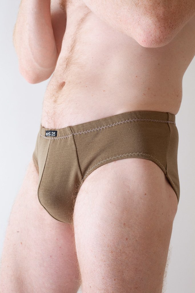 MIDI25_THOMAS-SESOLDI_Alice-Cannard-Marseille-designer-mode_queer-lingerie-non-genrée-024.jpg