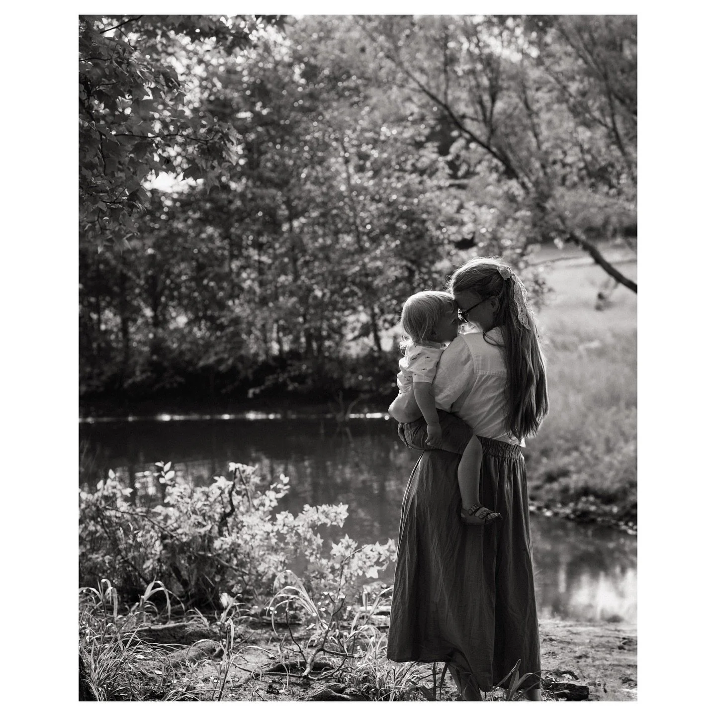 The in-between moments, especially ones with littles, will always be my favorite. I love to provide families with photos that evoke feelings - and I&rsquo;m a sucker  for a good black and white edit when it emphasizes the emotions in a moment. Sharin