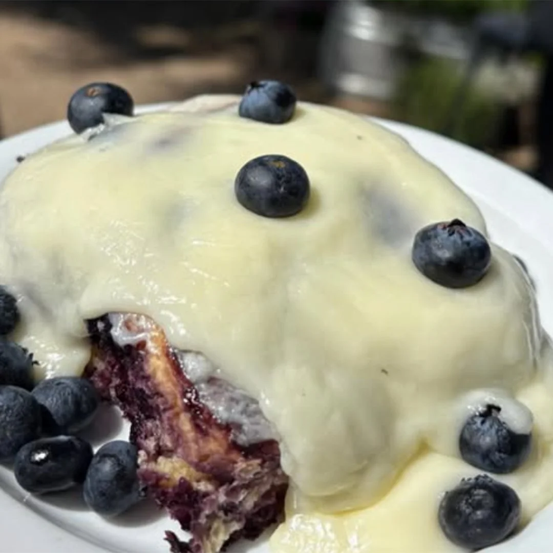 blueberrycinnamon-roll-dots.jpg