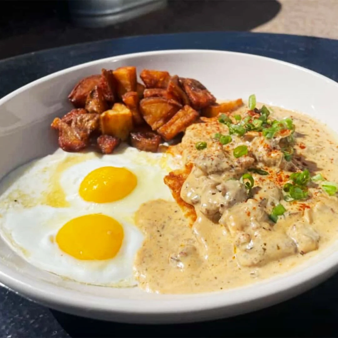 biscuitsandgravy-Bisbee-dots.jpg