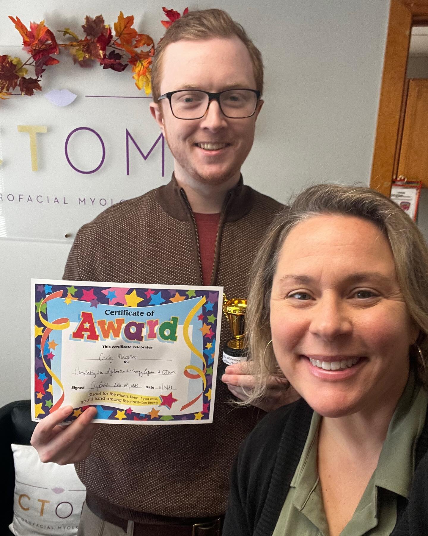 We are so proud of our CTOM grad 👨&zwj;🎓

Never too old for a trophy 😉 

#ctorofacialmyology #orofacialmyology #ctom #orofacialmyofunctionaltherapy #myofunctionaltherapy #crunchmama #tonguetherapy #tonguethrust #wellness #mouthbreathing #happykids