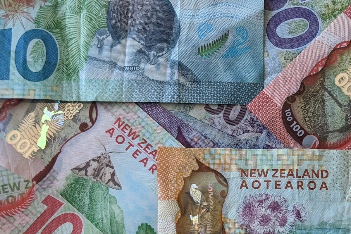 Minimum wage to rise in line with inflation from April 1