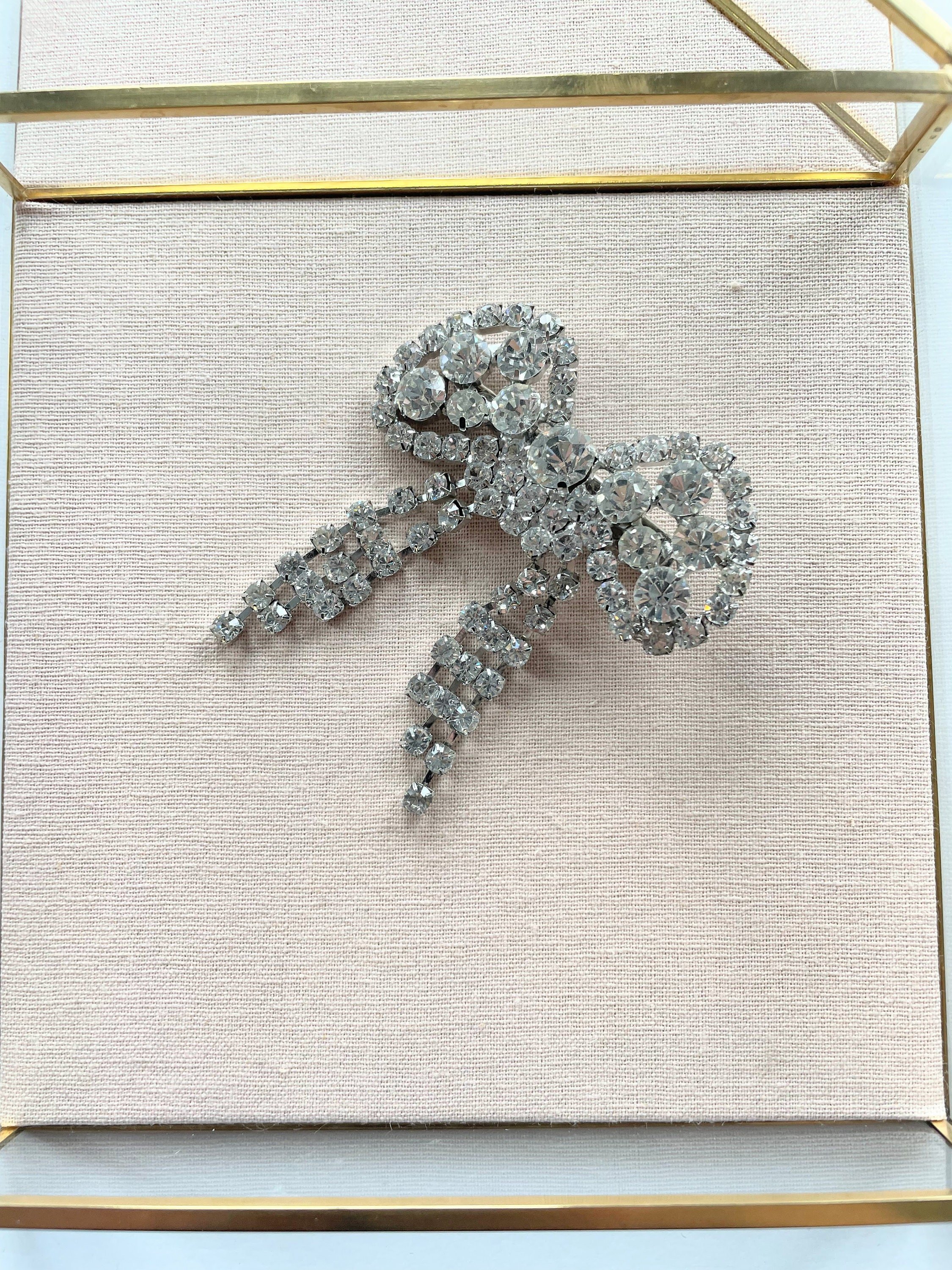 https://i.etsystatic.com/23540307/r/il/7eabc1/3846764444/il_fullxfull.3846764444_3ms1.jpg