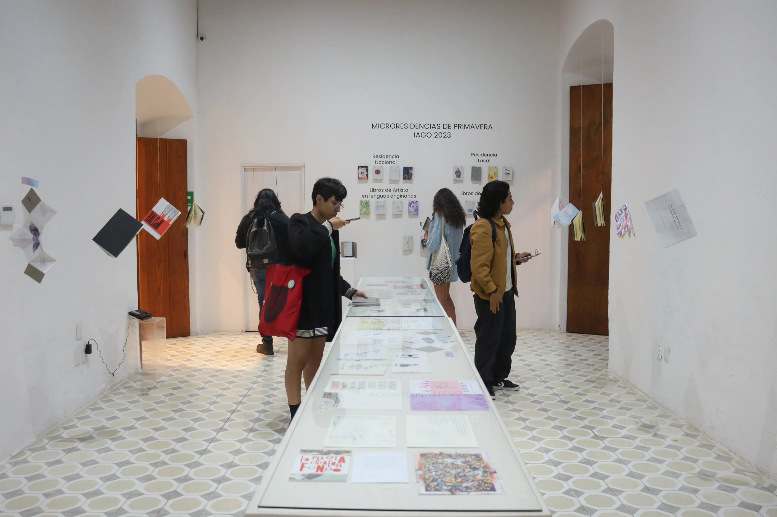 Exposición editorial IAGO