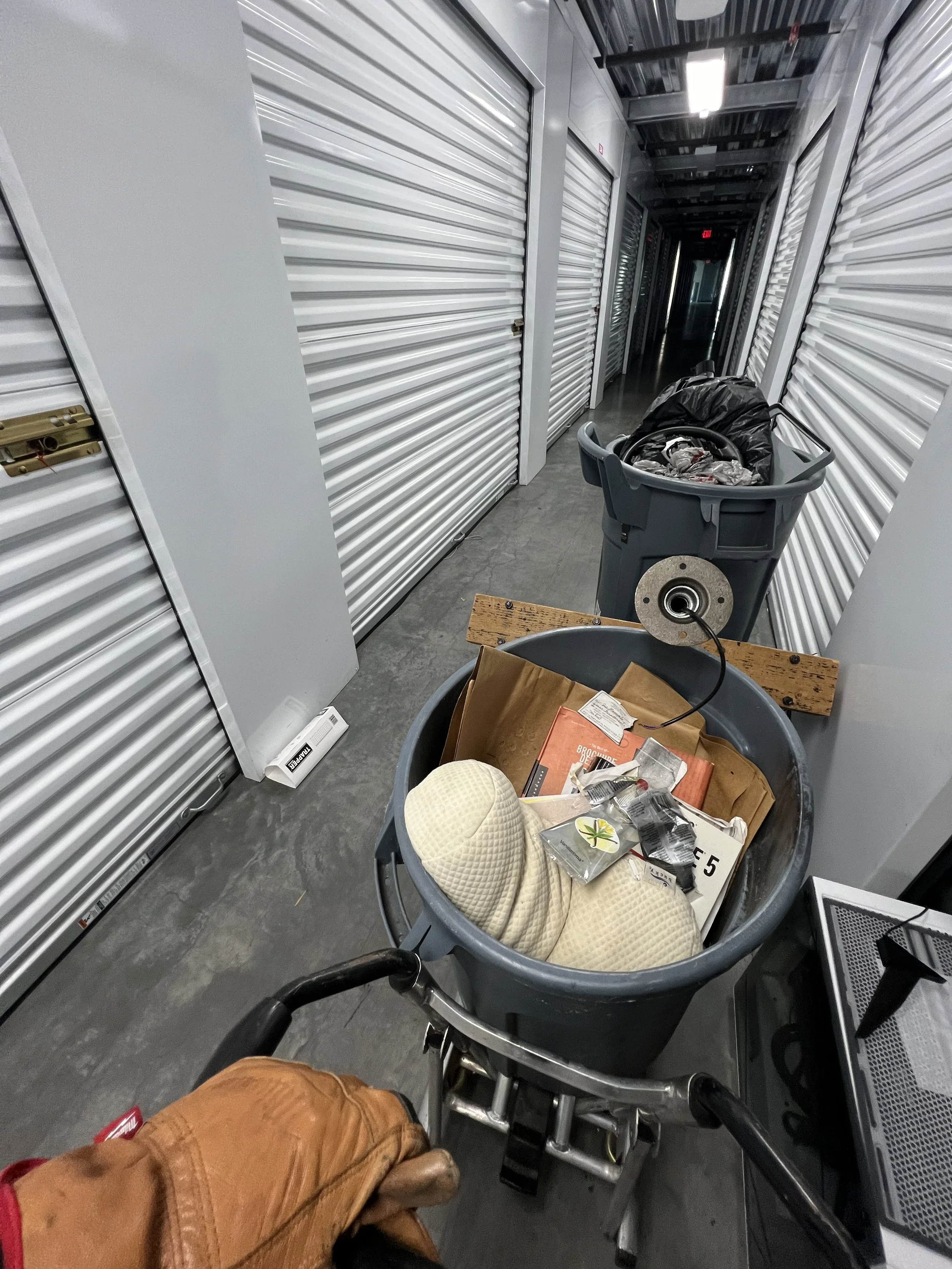 Junk Removal San Jose Service. We are removing clutter and junk from a storage unit in San Jose.