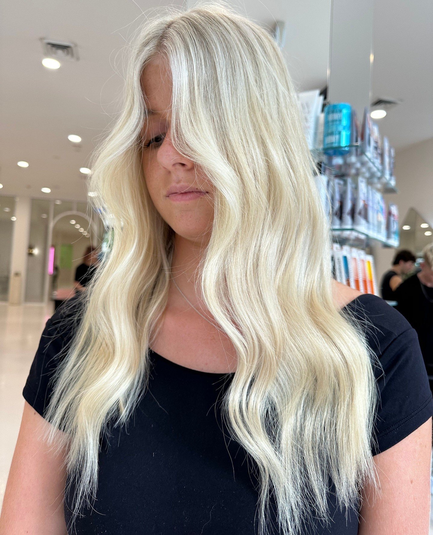 TNB - Where the blondes are stronger, shinier and healthier 💌⁠
⁠
⁠
Book with our colour experts via link in bio ⁠
⁠
⁠
#tnbi #thenewblackindustries #lovetnb #askforwella #newcastlesalon #selfmadecollab⁠
#WellaPassionista #Wellapassionistas #WellaPass