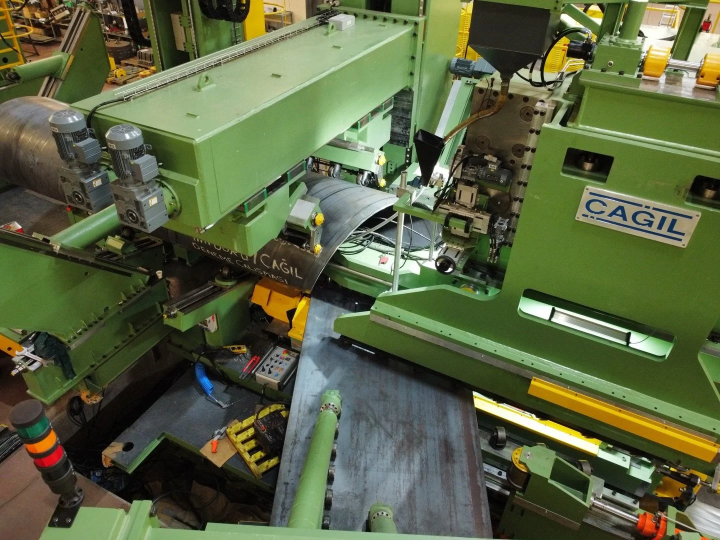 Pre-shipment testing coming to an end for SWP1625 Spiral Welded Pipe Machine.

The machine is approaching its final delivery stage.

#PRDCAGIL #SpiralWeldedPipe #API #AWWA #engineering