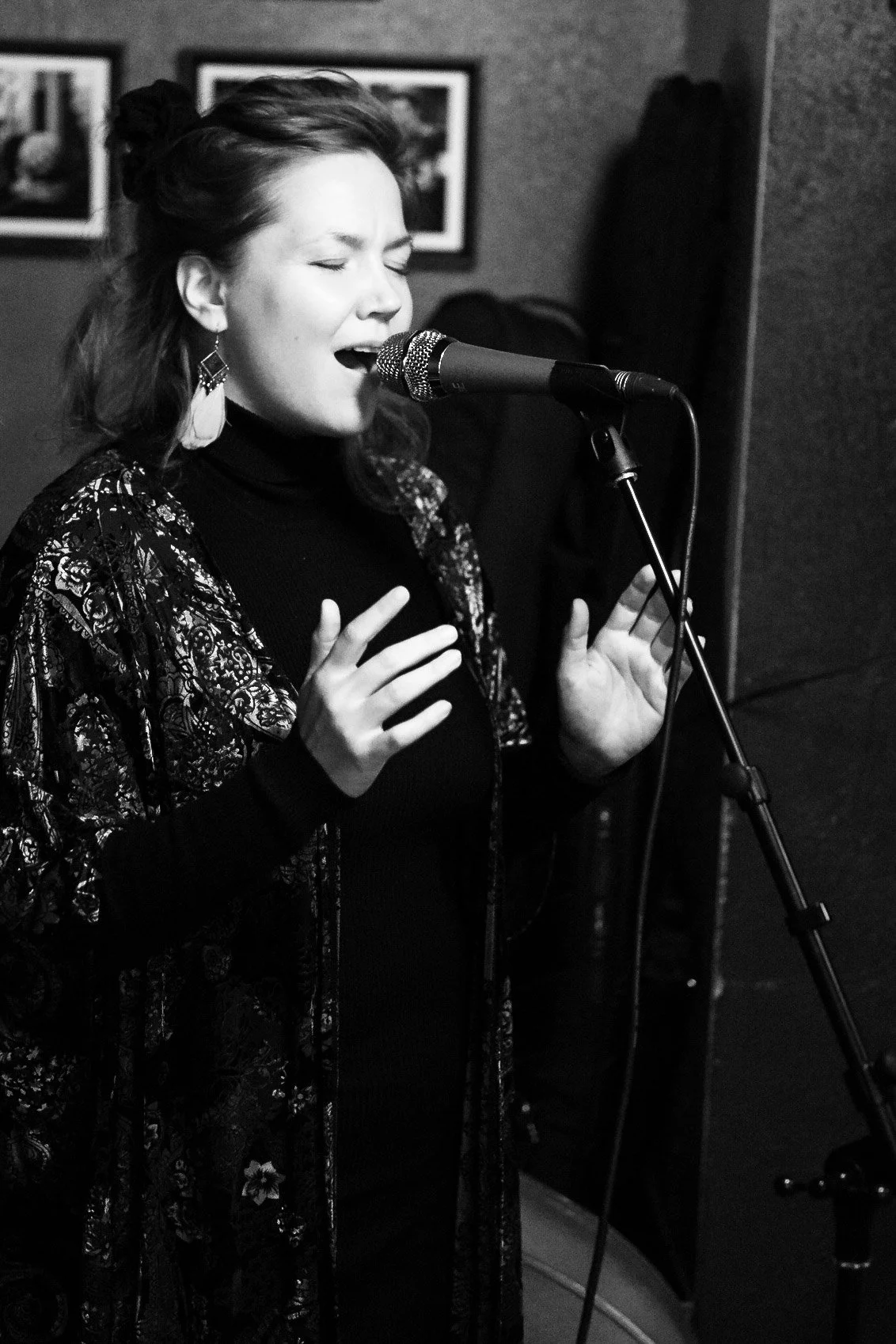 Ääni ja hengitys –&nbsp;Vapaudu stressistä rentouteen kurssi (1 pvä)