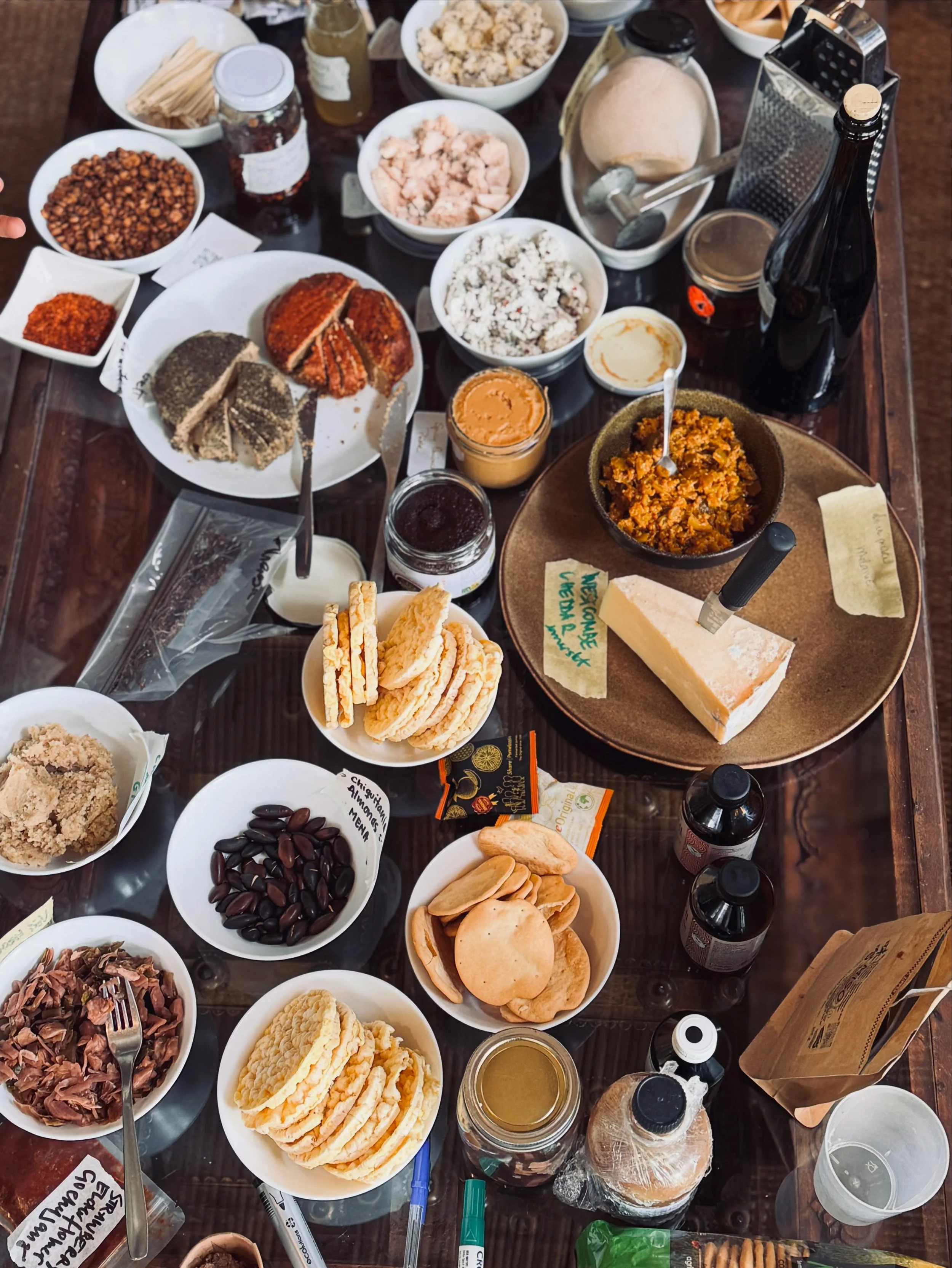 Have you ever played Ferment Karaoke at a ferment event? I came up with this name when @marajaneking and I were running a ferment intensive and we wanted our attendees to get the chance to share the ferments they were working on with the group.

Ferm