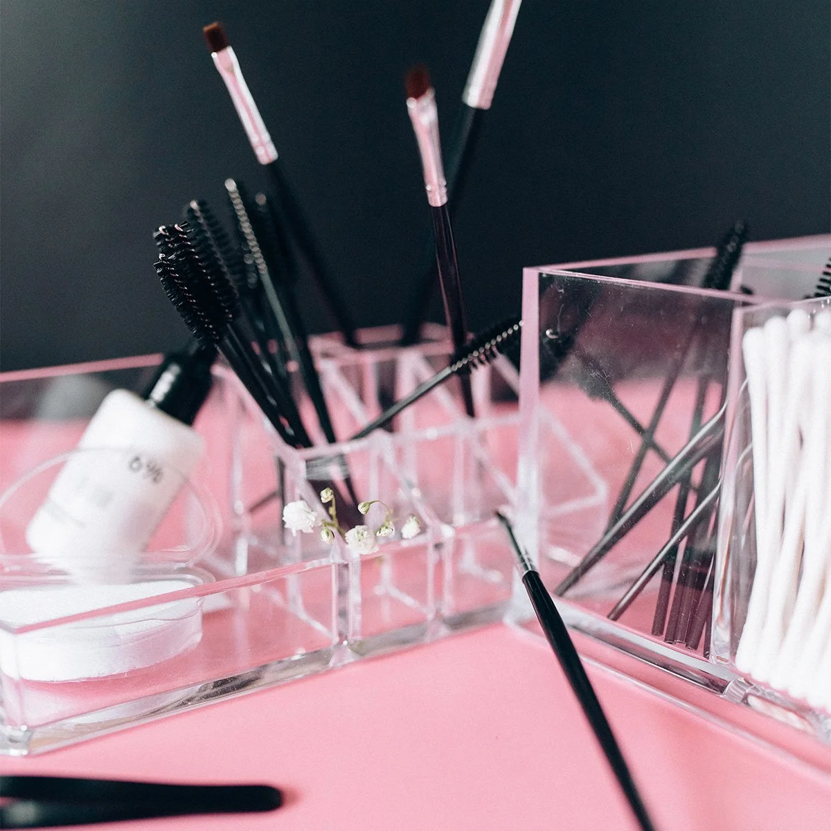 Lash & Beauty by Elle-branding-strategie-dafdesign_0000_pexels-nataliya-vaitkevich-8558538.jpg